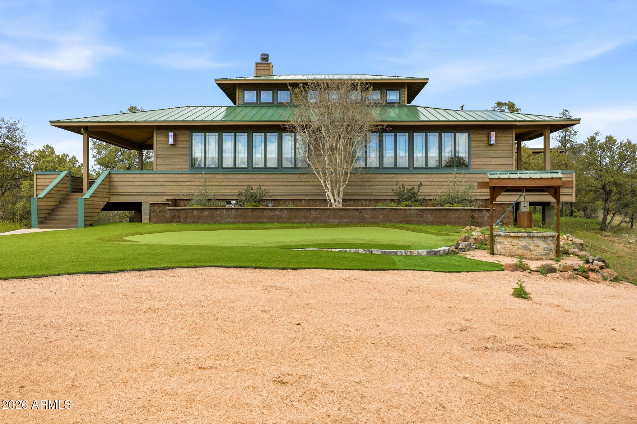 84 E MAIL TRAIL Road