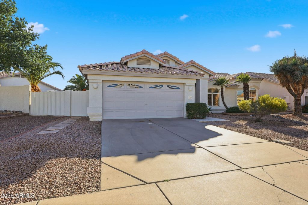 Photo of 190 S Longmore Street, Chandler, AZ 85224 (MLS # 6992261)
