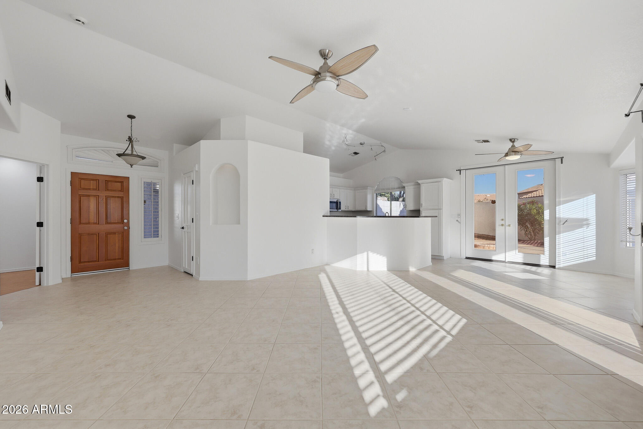 190 S LONGMORE Street