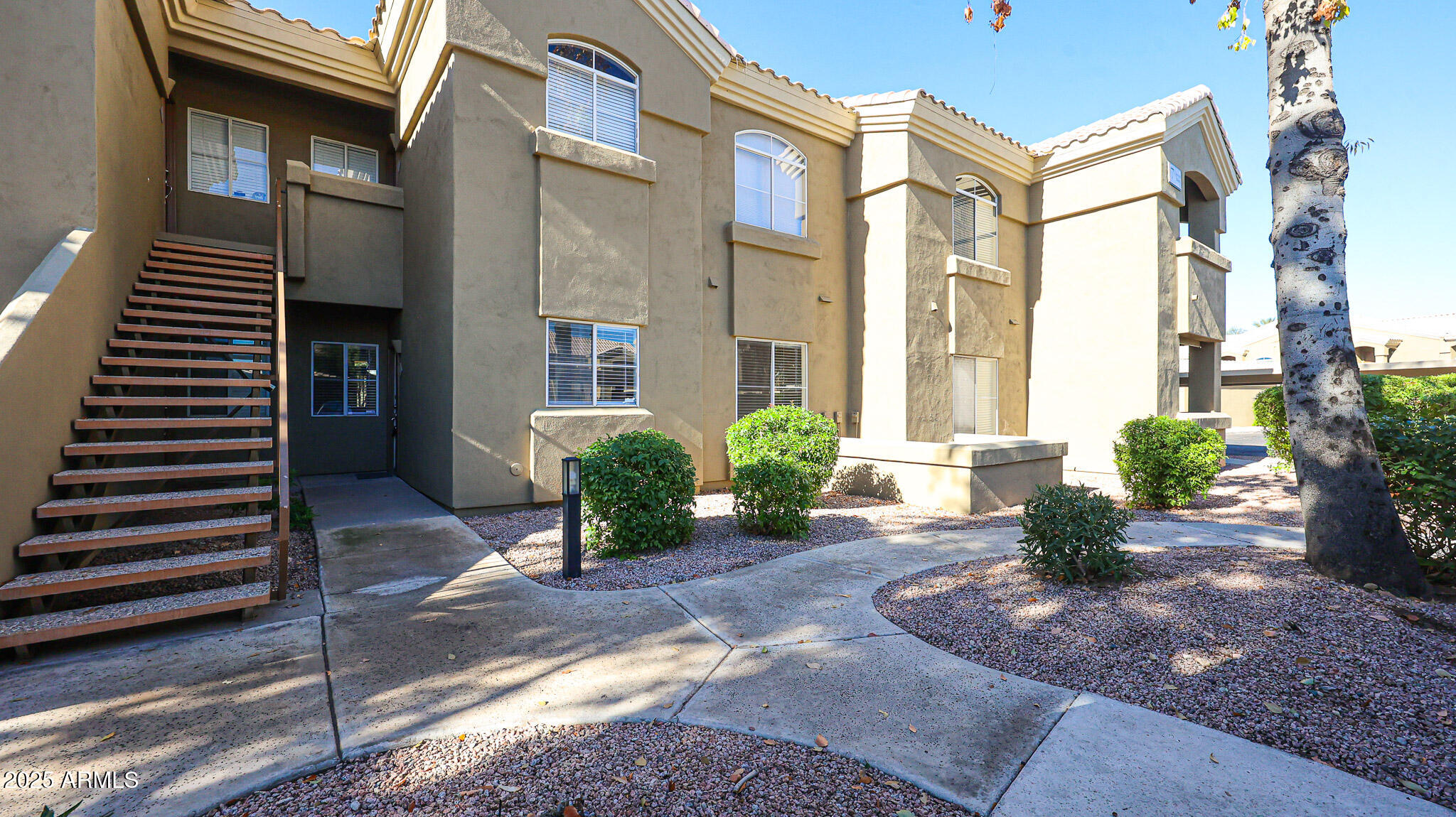 5335 E SHEA Boulevard 1047