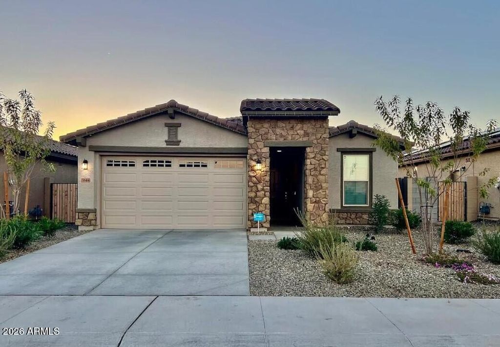 Photo of 5844 N 194th Lane, Litchfield Park, AZ 85340 (MLS # 6989124)