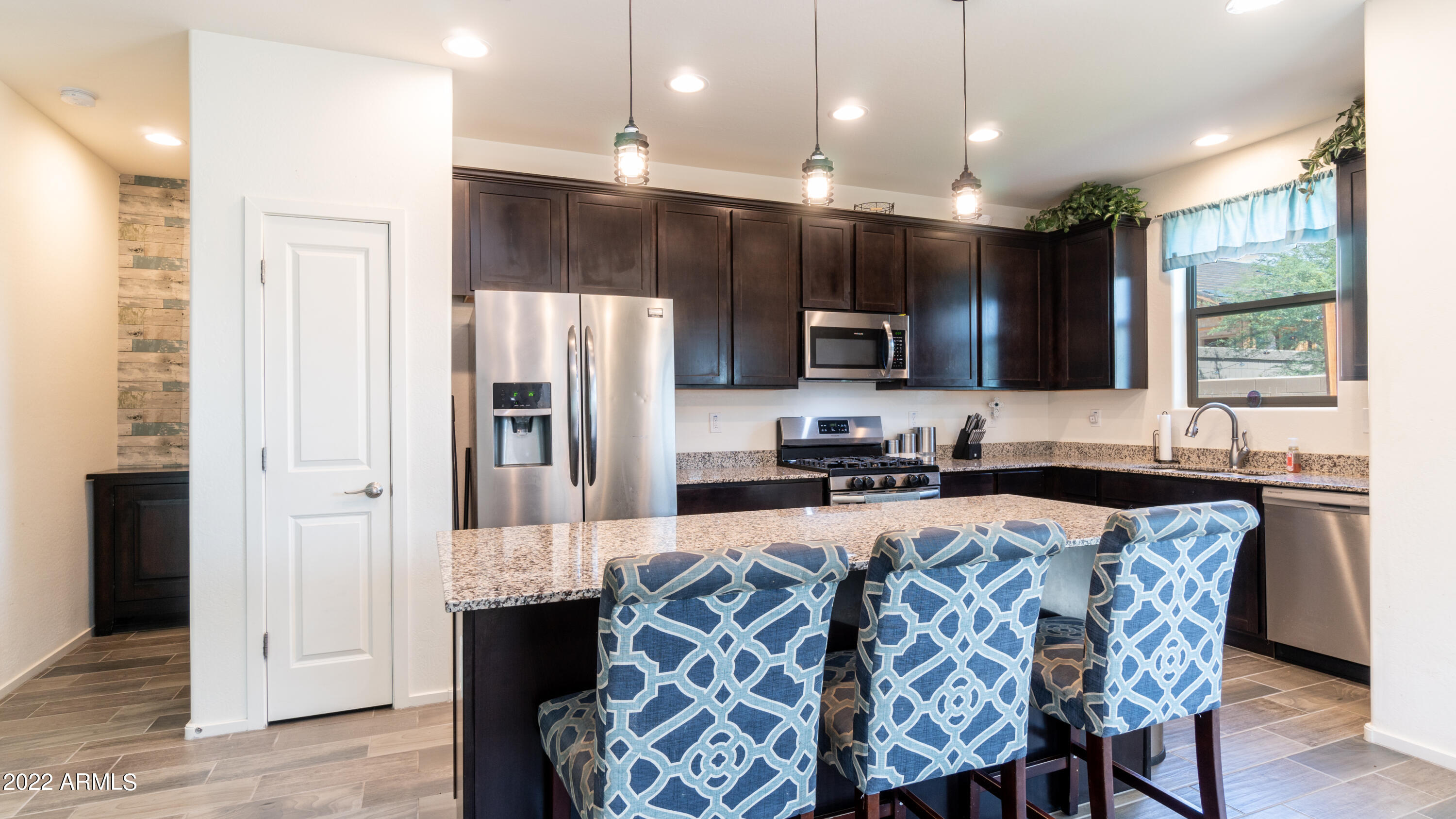 14338 W BRONCO Trail