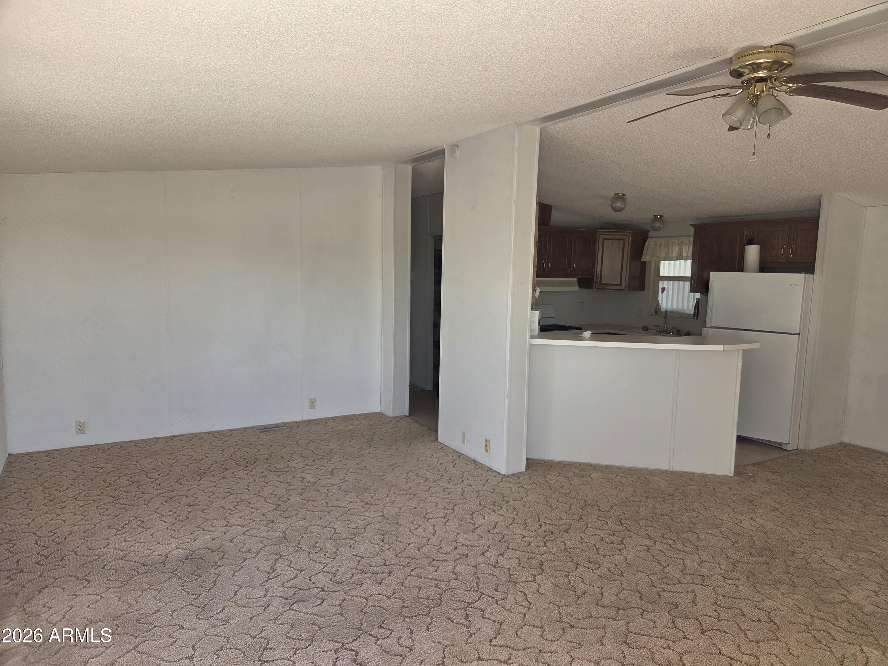 13550 E WHITEHORSE Trail