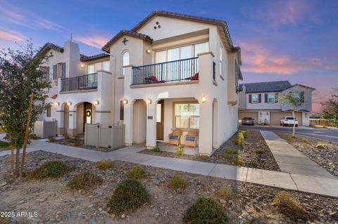 4717 S FERRIC -- Mesa AZ 85212