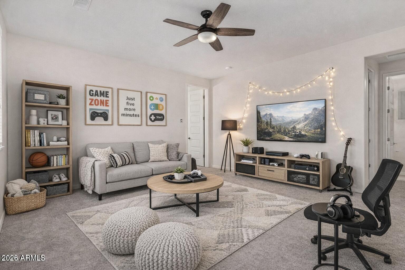 9543 E THORNBUSH Avenue