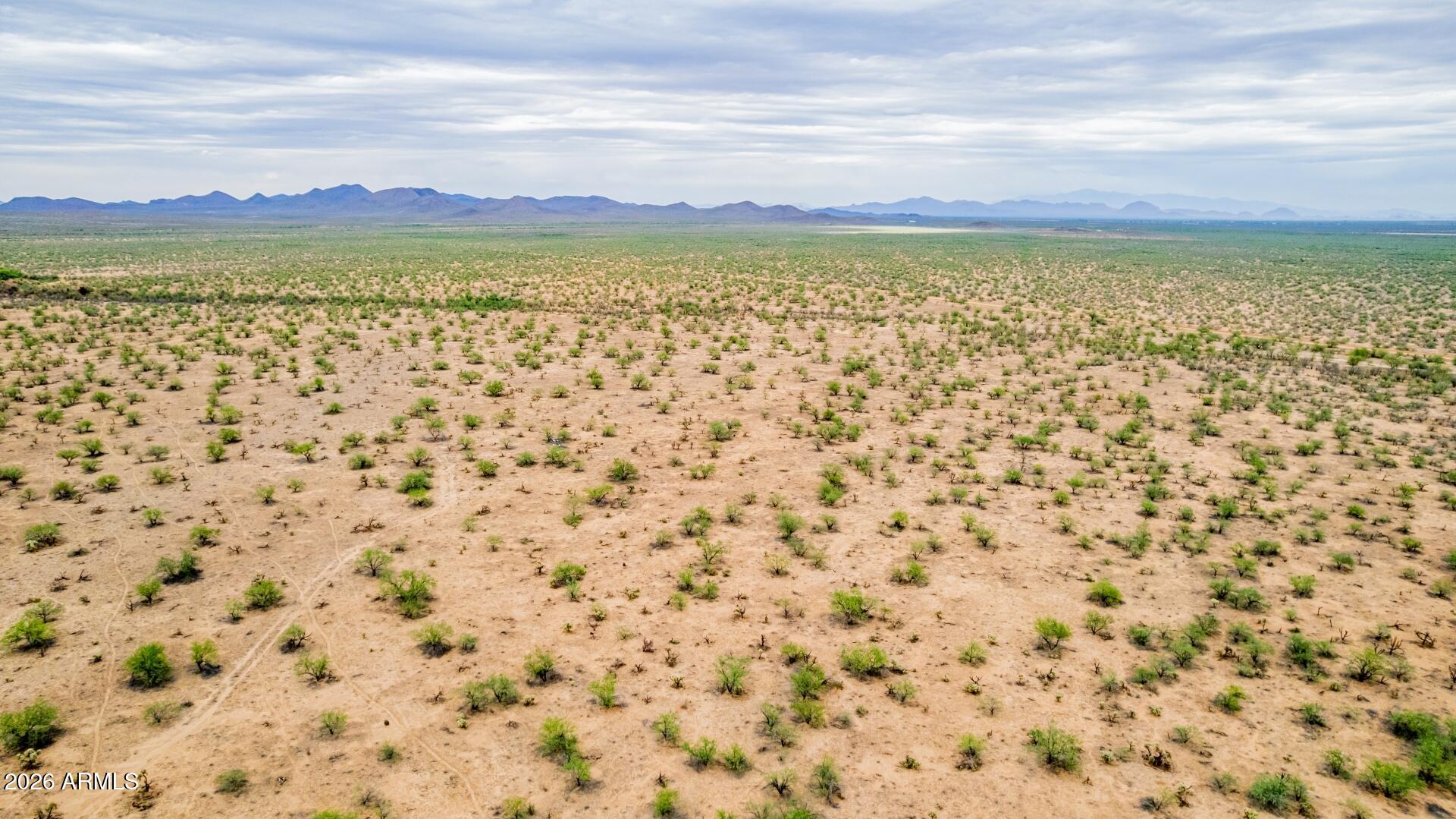 HAYHOOK RANCH - Land