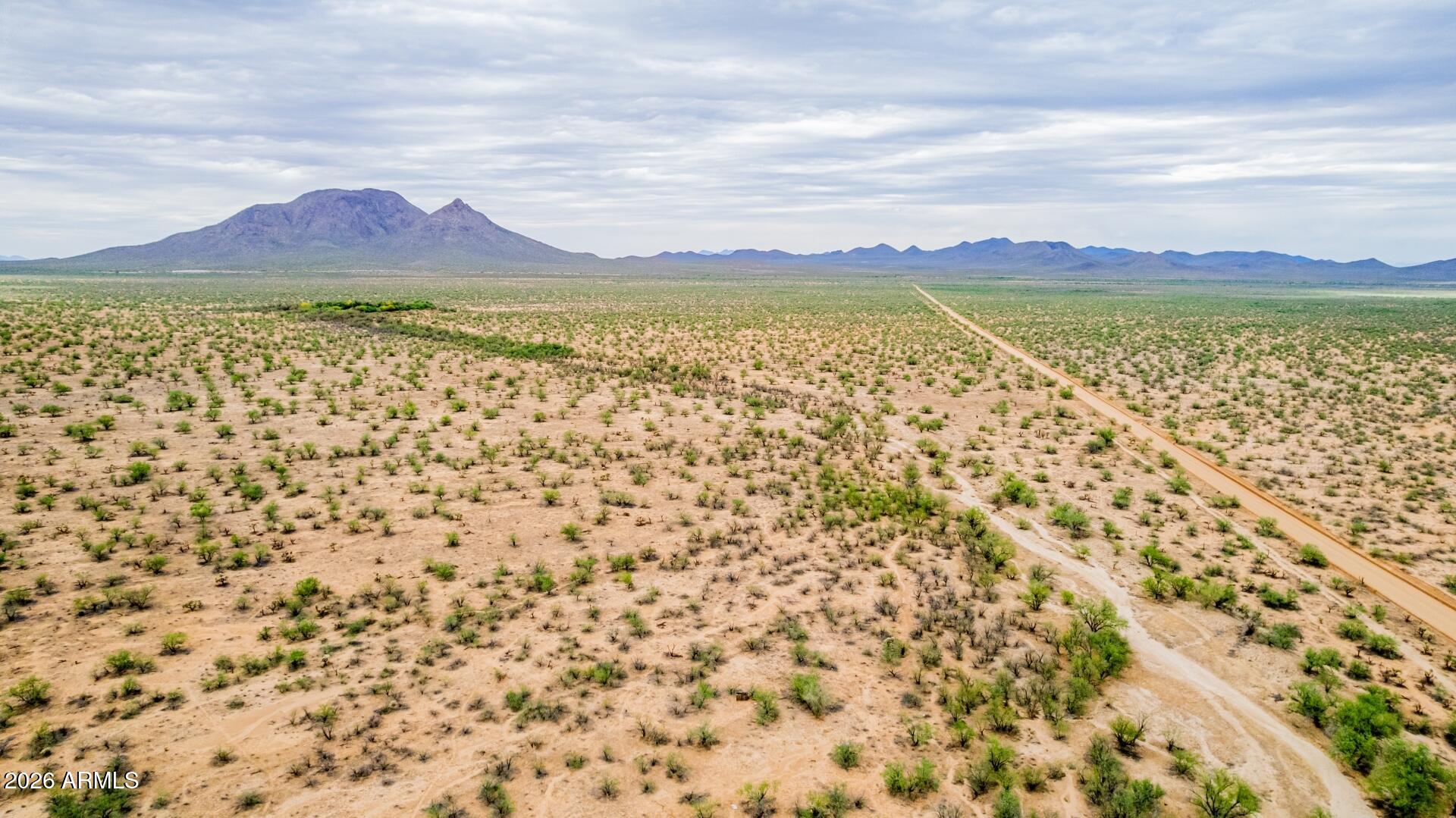 HAYHOOK RANCH - Land