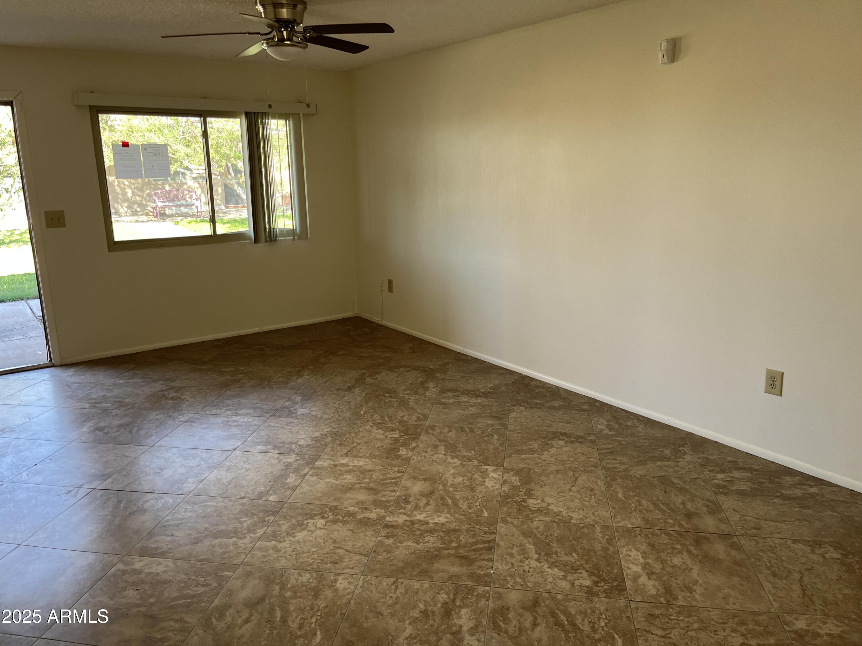 10889 W SANTA FE Drive