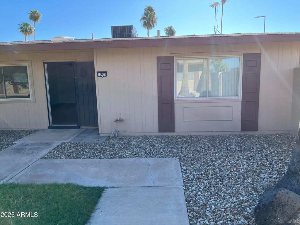 Photo of 10889 W Santa Fe Drive, Sun City, AZ 85351 (MLS # 6931494)
