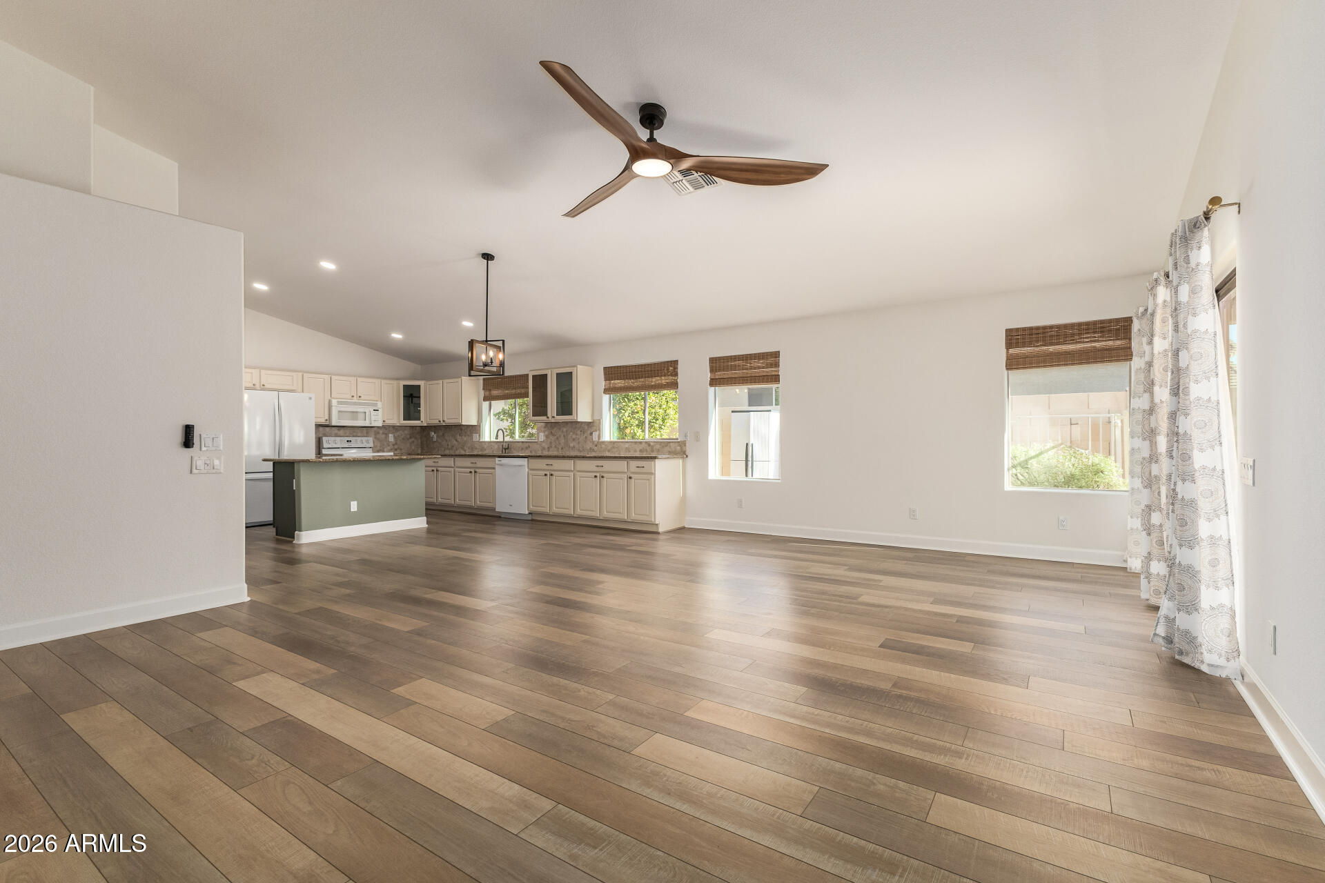 6710 S FOUR PEAKS Place