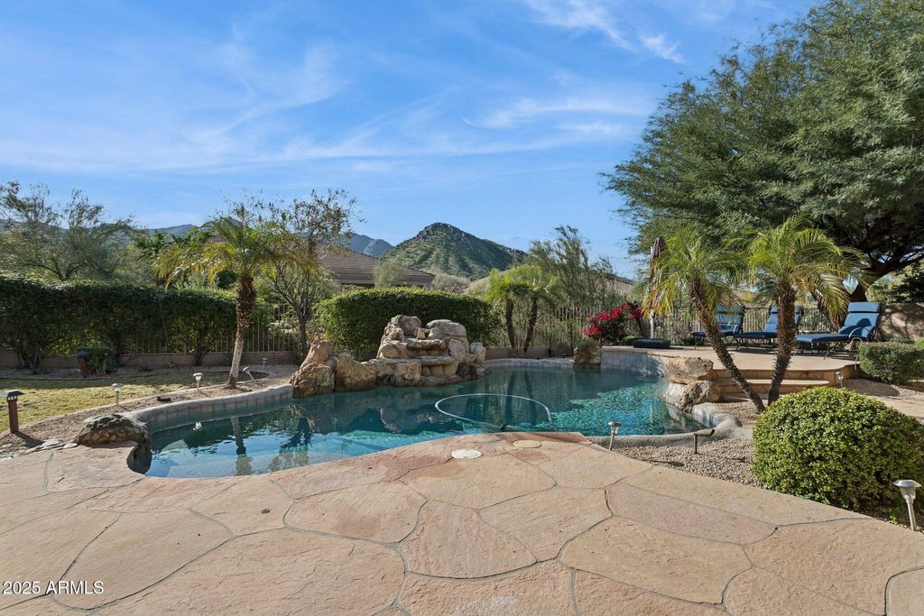 Photo of 11935 E Parkview Lane, Scottsdale, AZ 85255 (MLS # 6954508)