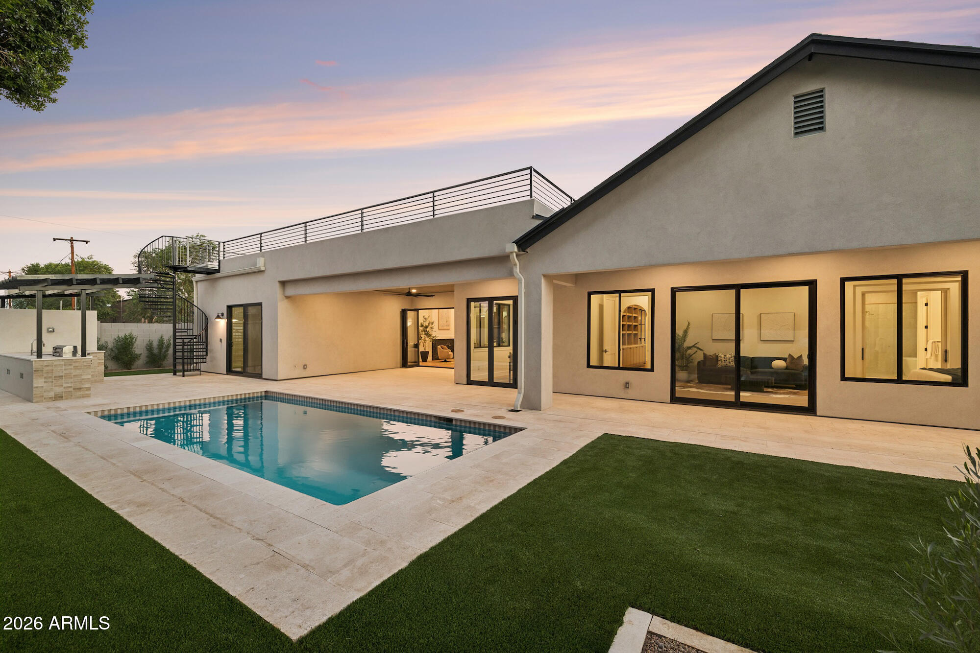 3948 E MONTEROSA Street