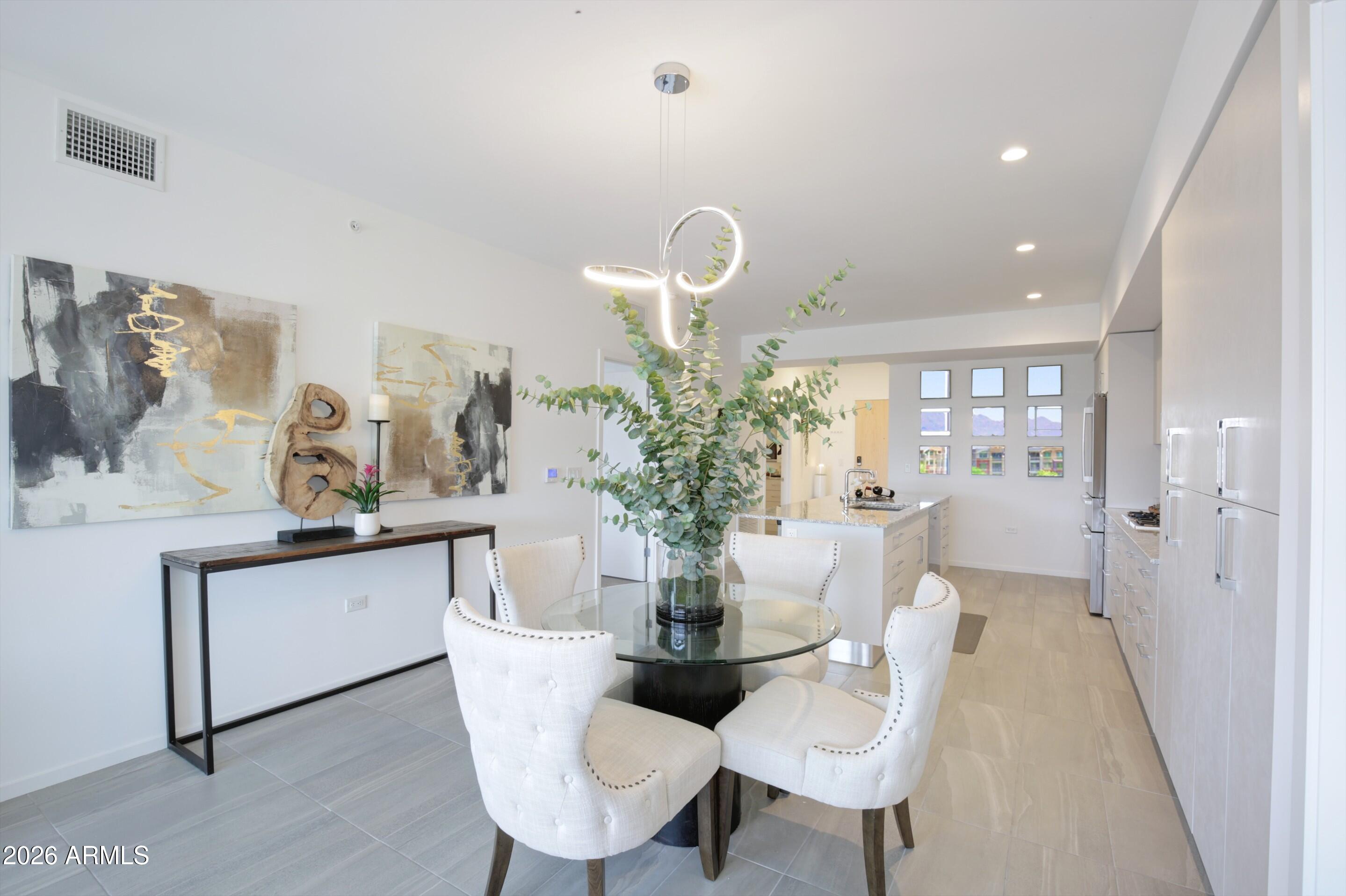 7180 E KIERLAND Boulevard 512