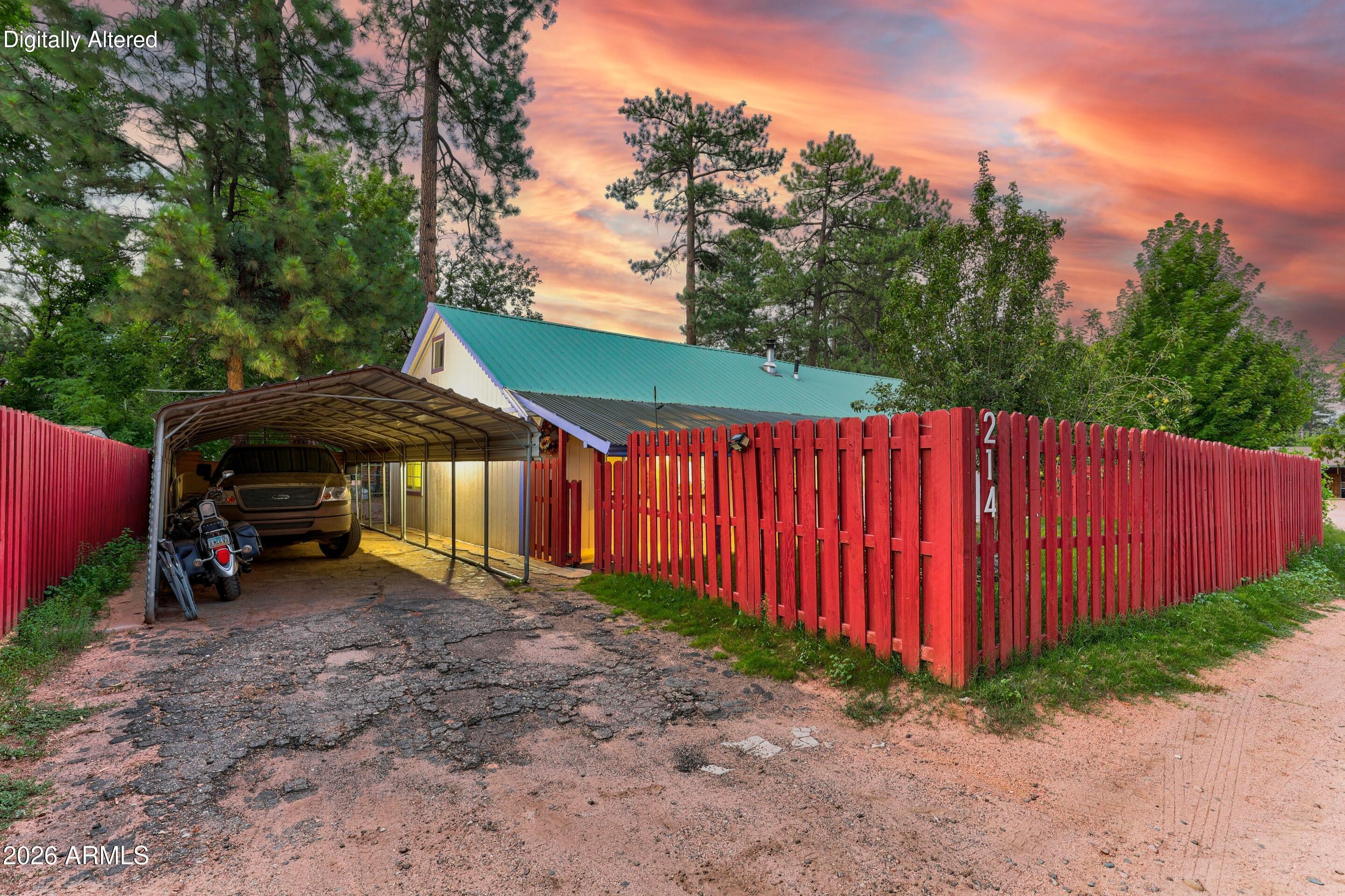 214 W THOMPSON Road