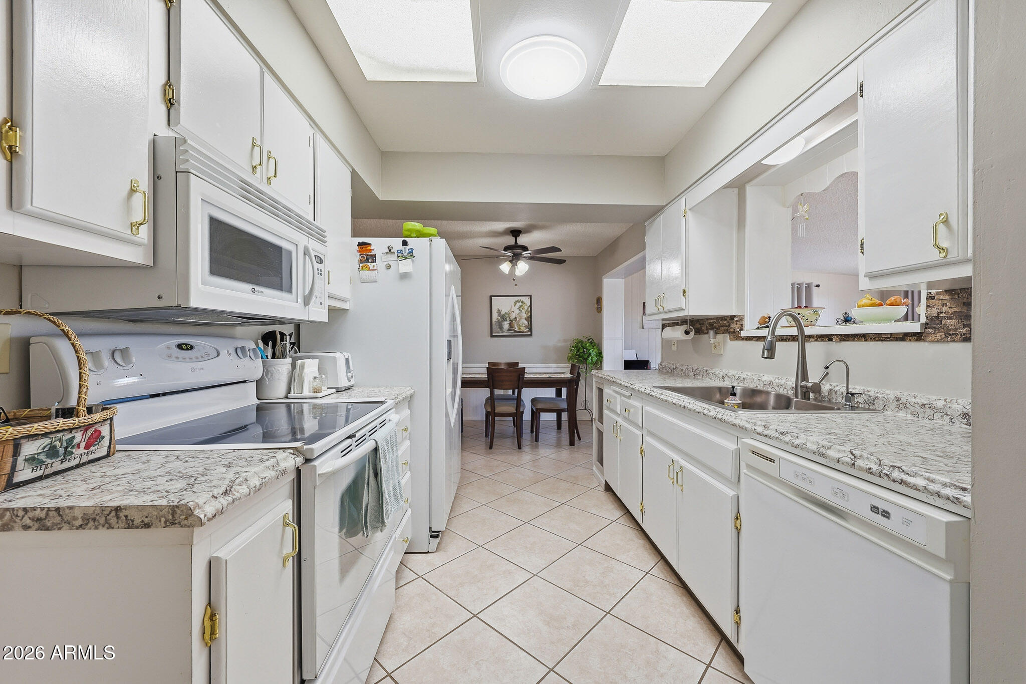 10915 W EL CAPITAN Circle