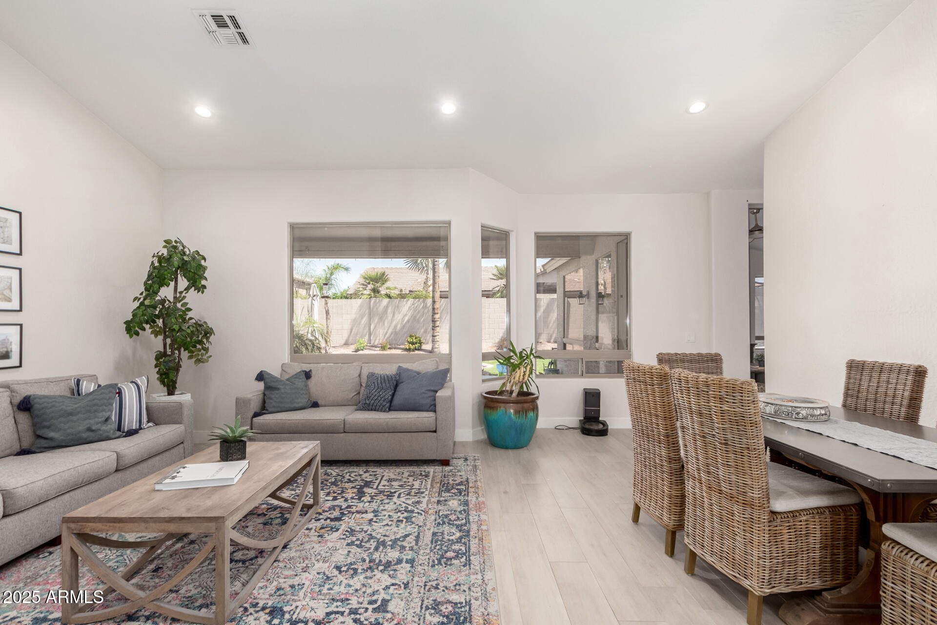 6958 W MORNING DOVE Drive