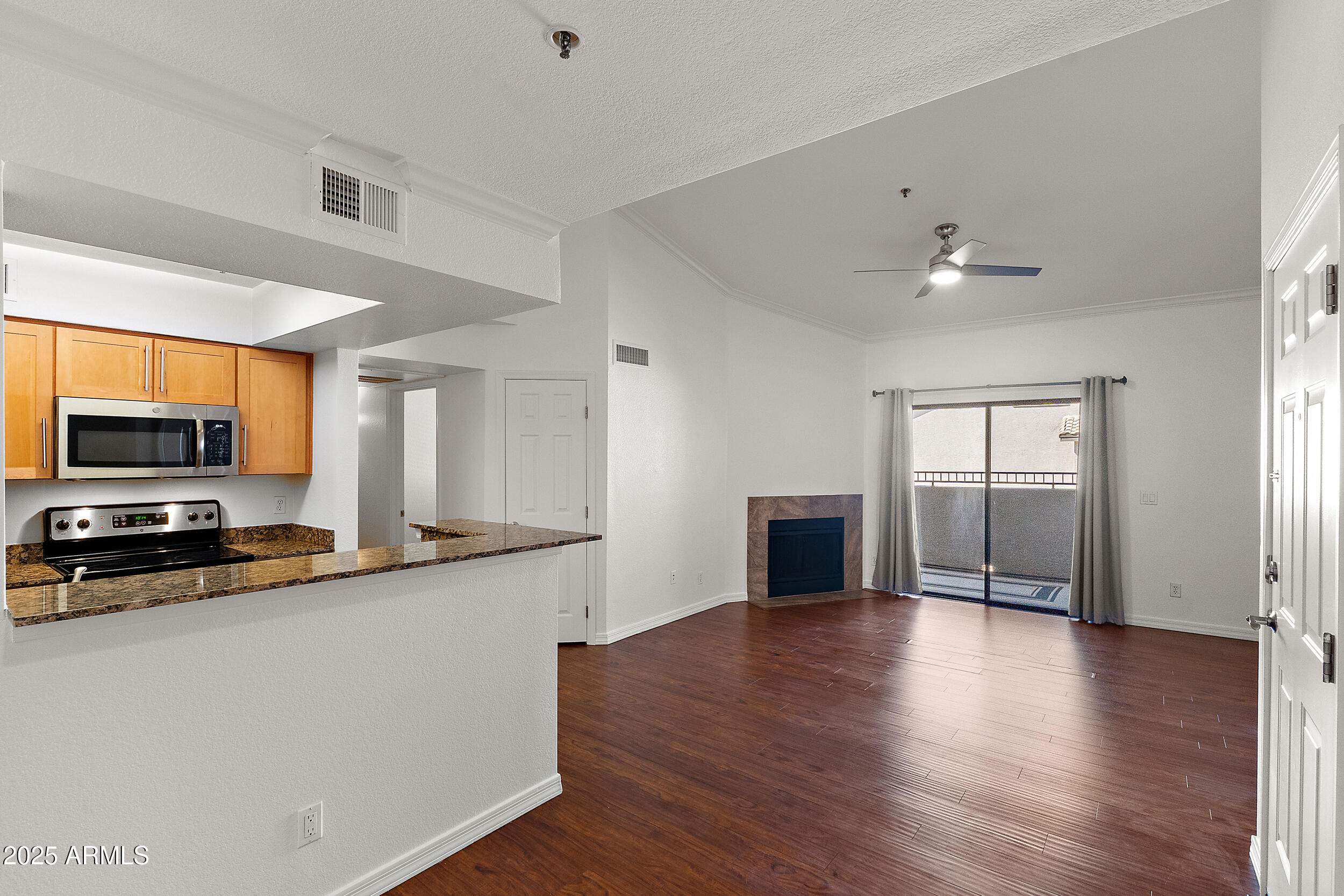 2025 E CAMPBELL Avenue 309