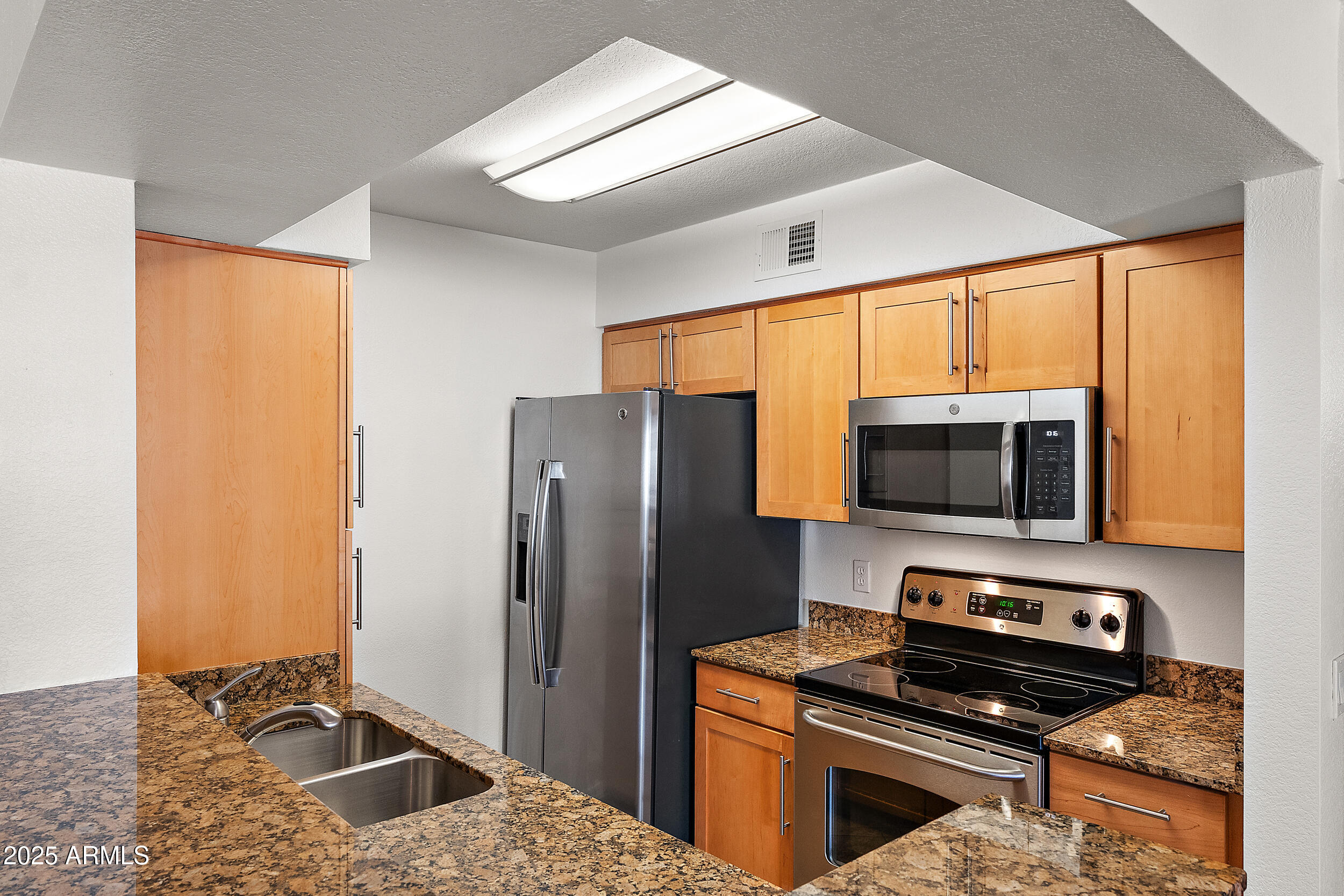 2025 E CAMPBELL Avenue 309