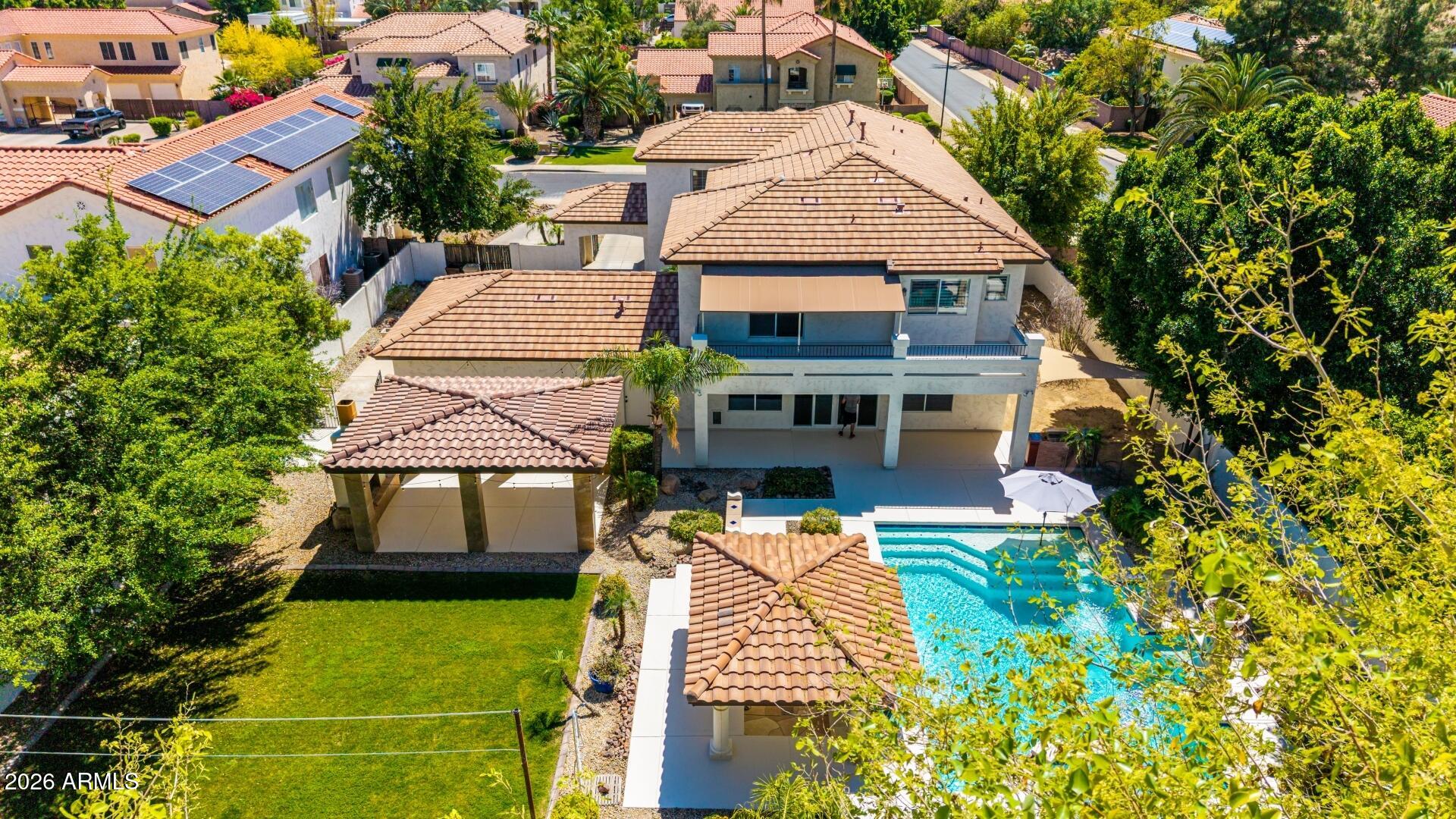 7194 W CIELO GRANDE Avenue