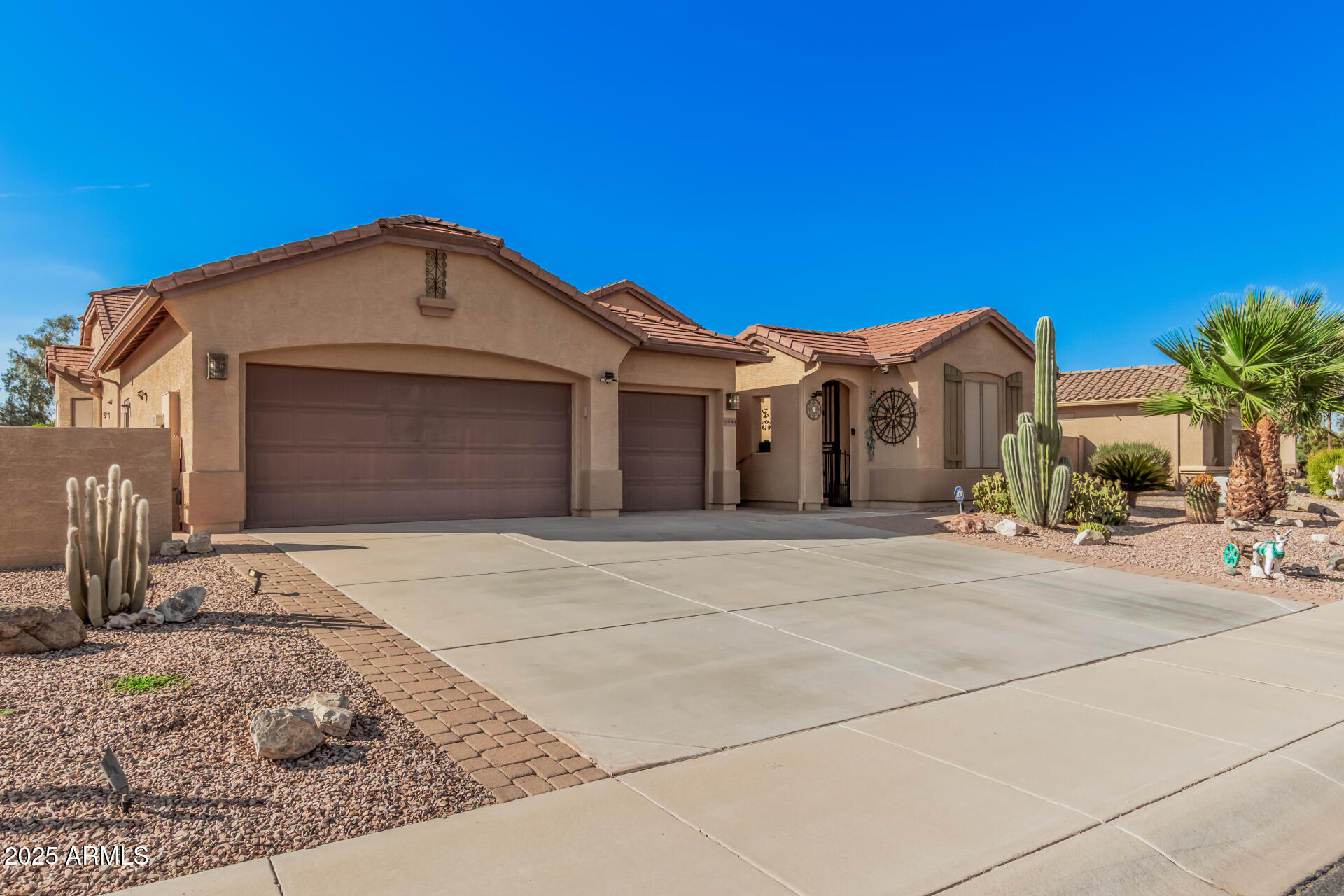 4844 W COMANCHE Drive