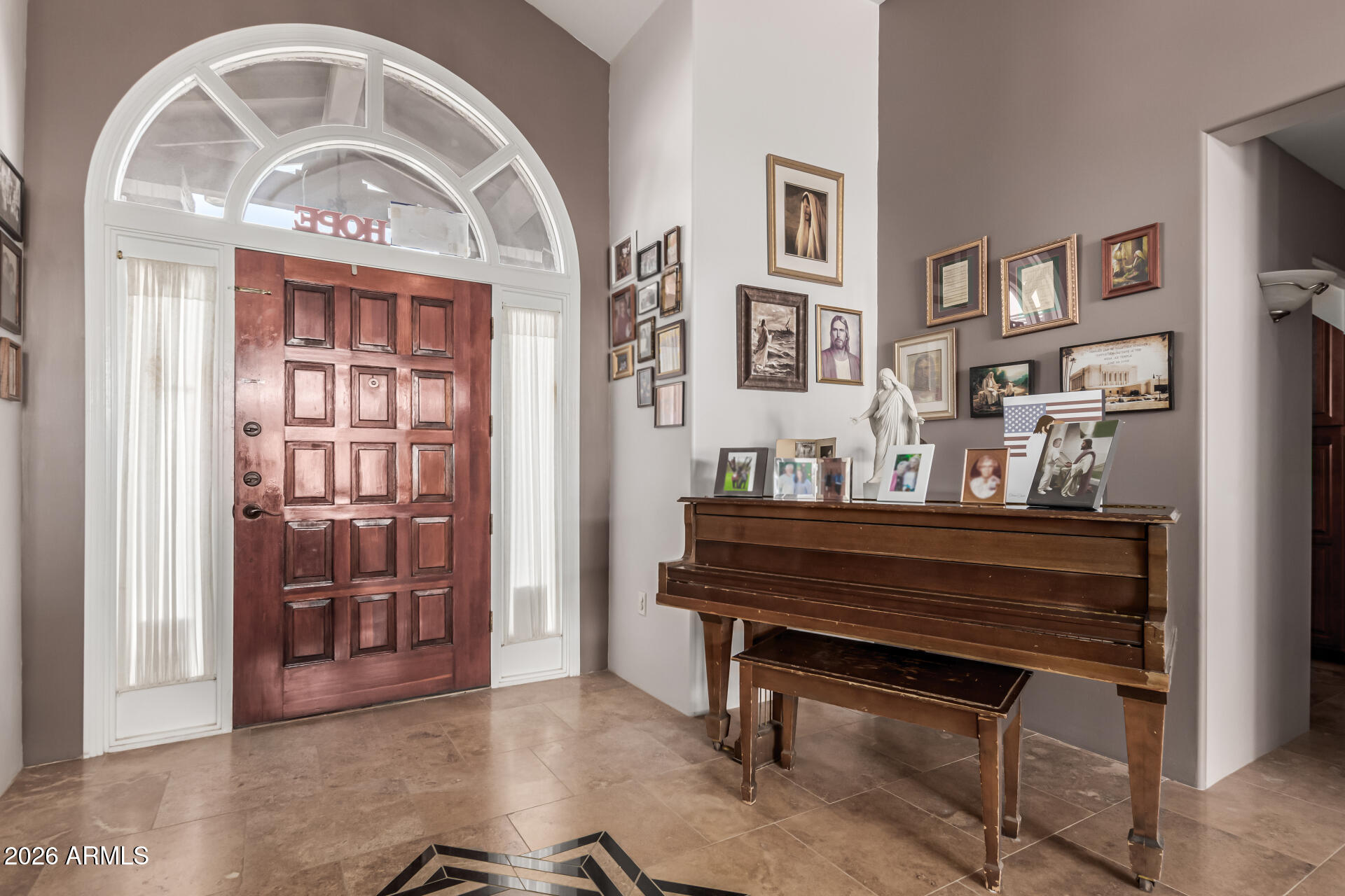 8621 W VIA MONTOYA Drive