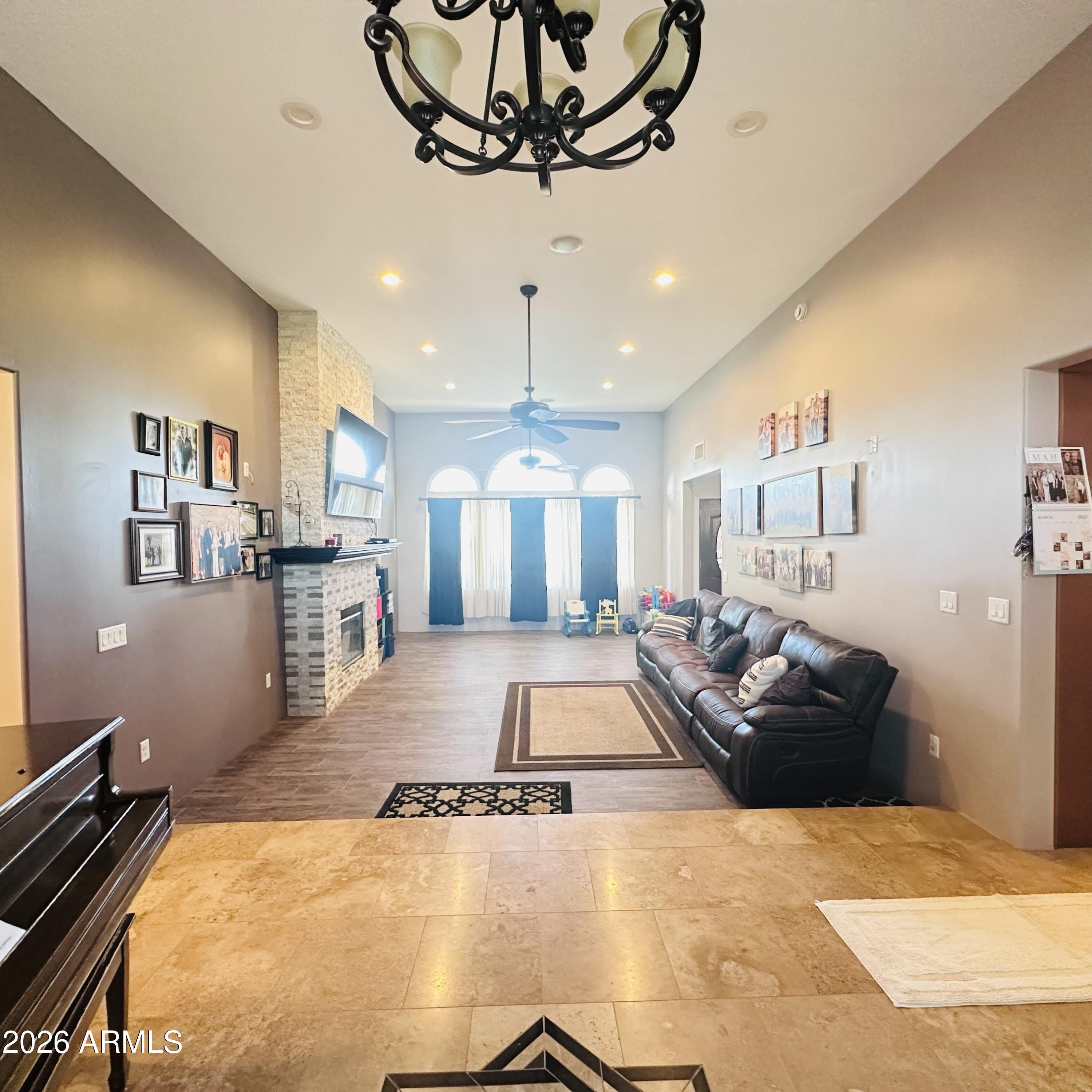 8621 W VIA MONTOYA Drive