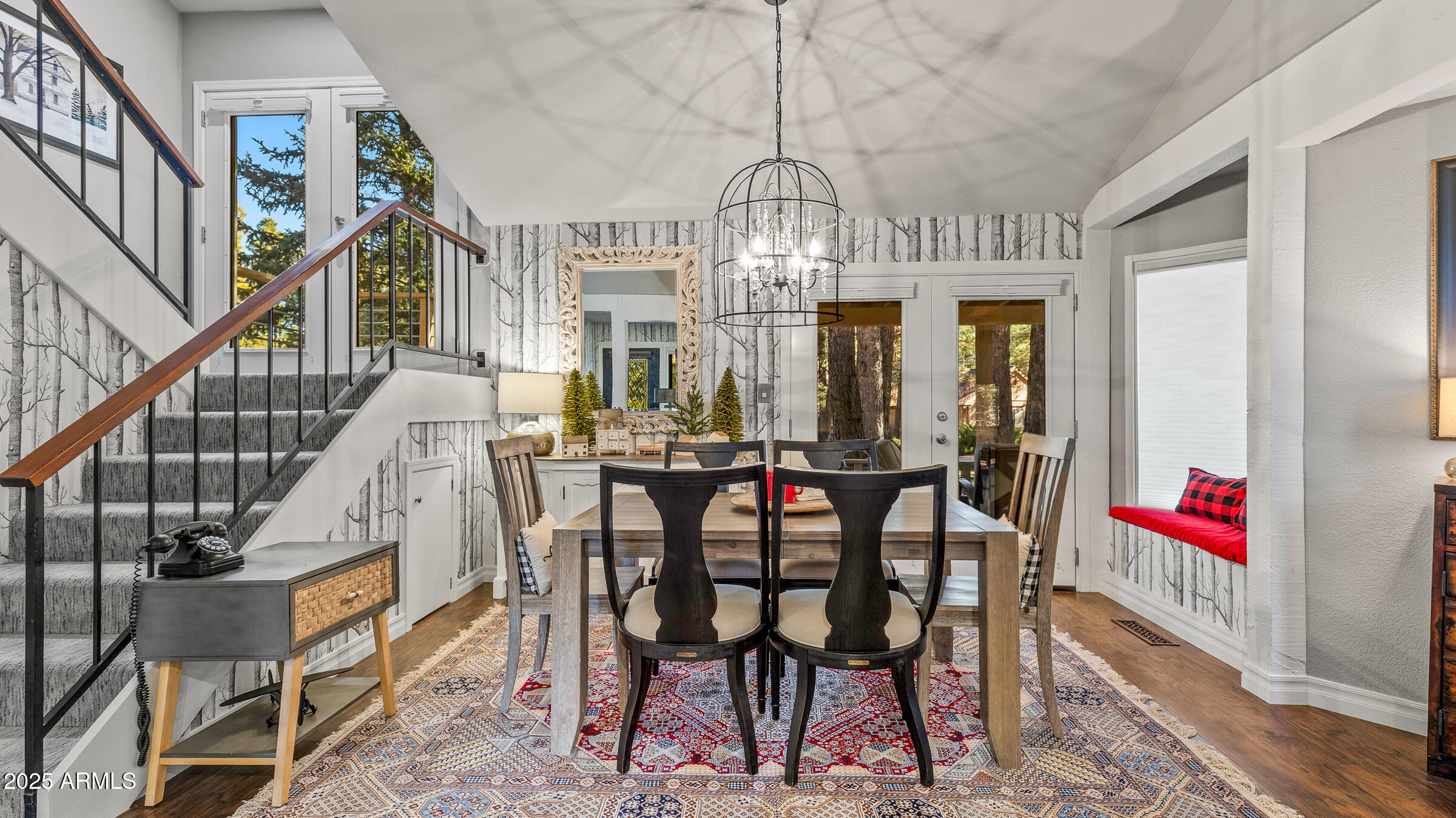 1301 N Royal Oaks Way