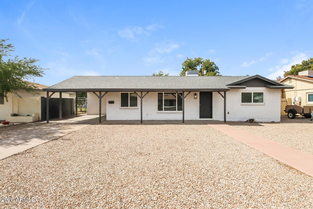 Photo of 727 W Flint Street, Chandler, AZ 85225 (MLS # 7075857)