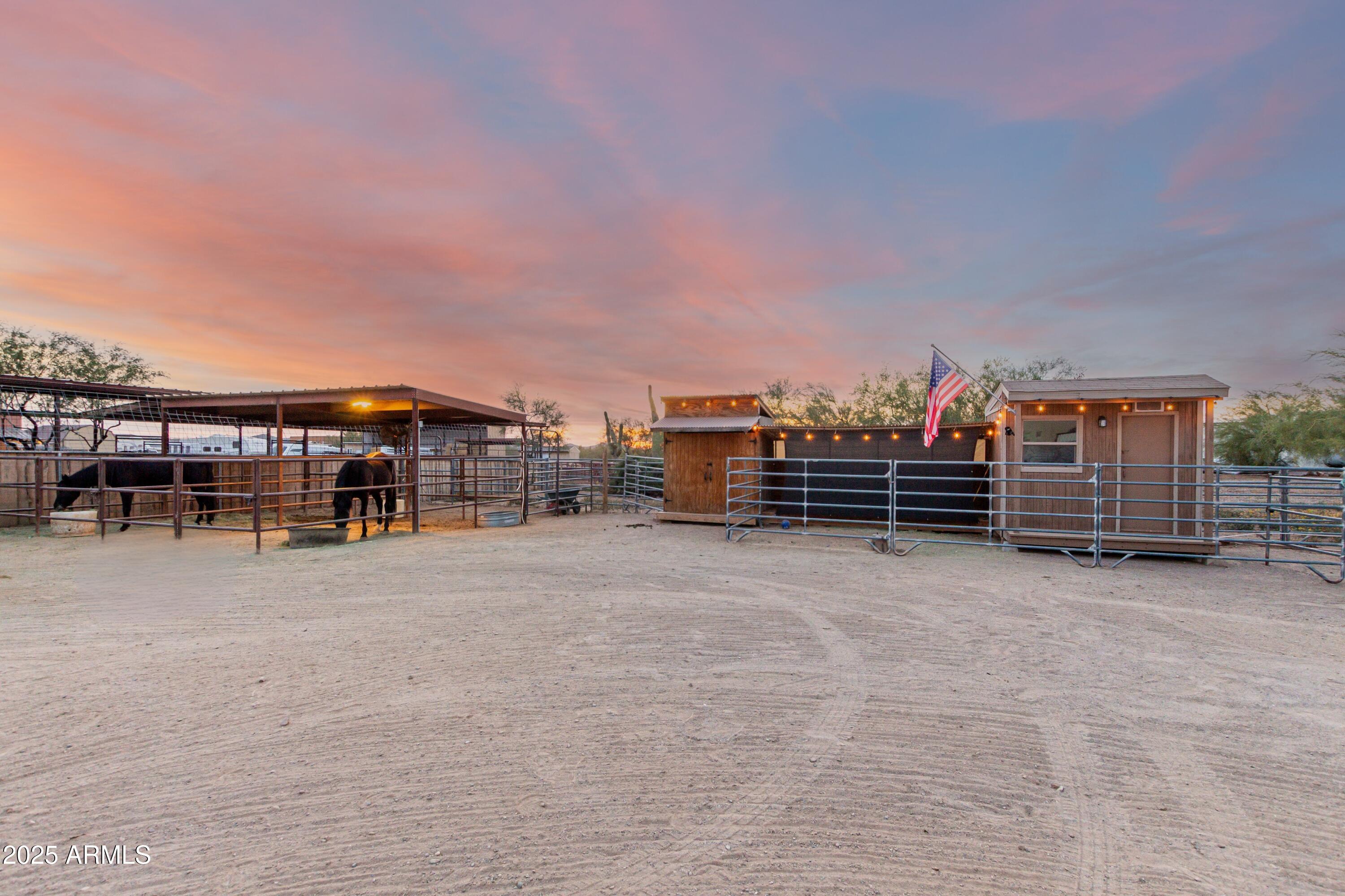 1939 E Primrose Path