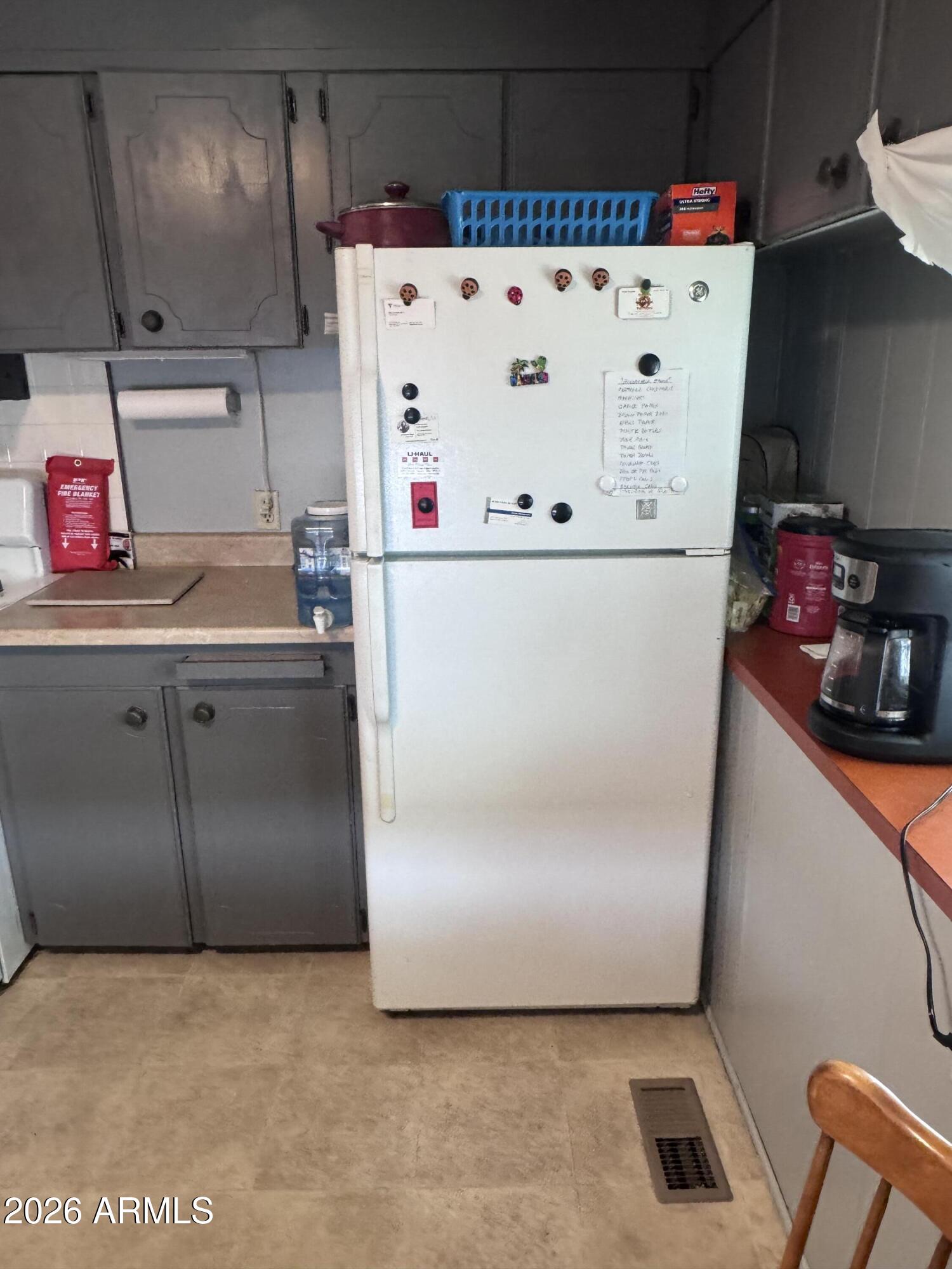 11425 E UNIVERSITY Drive 114