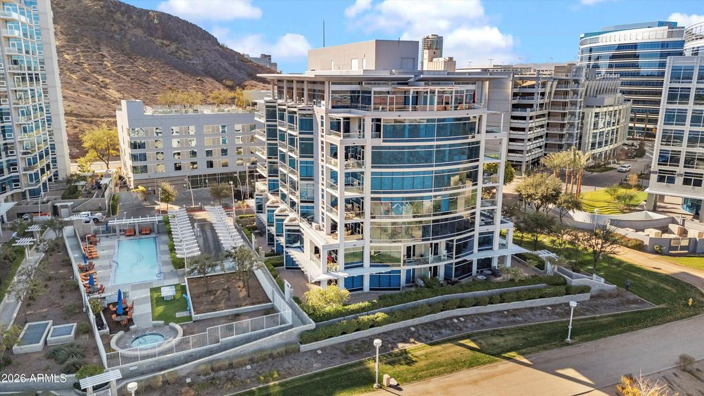 Photo of 120 E Rio Salado Parkway #204, Tempe, AZ 85281 (MLS # 7001309)
