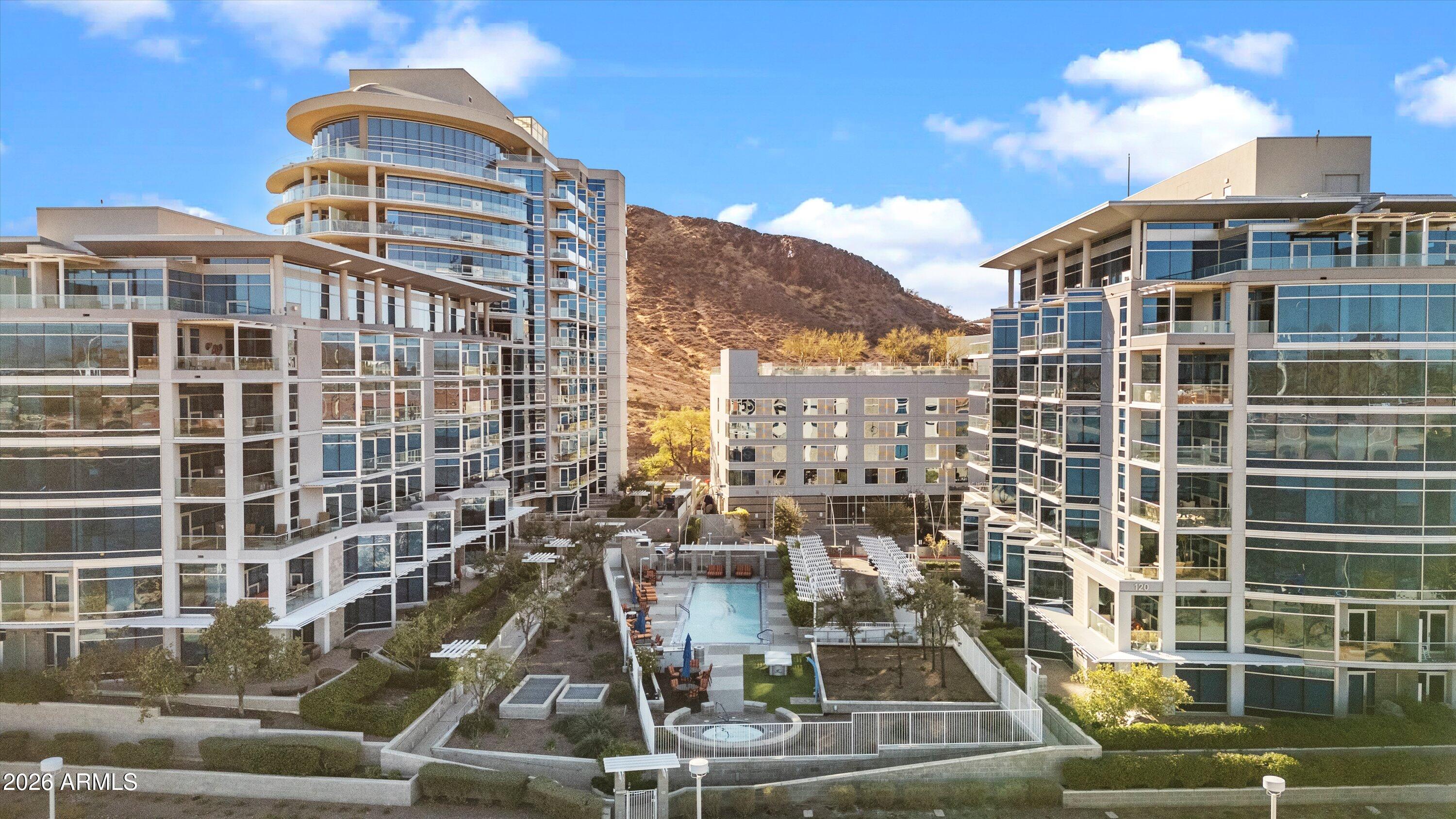 EDGEWATER HAYDEN FERRY LAKESIDE CONDO AMD - Residential