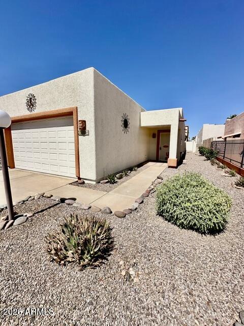 384 S Taylors Trail --