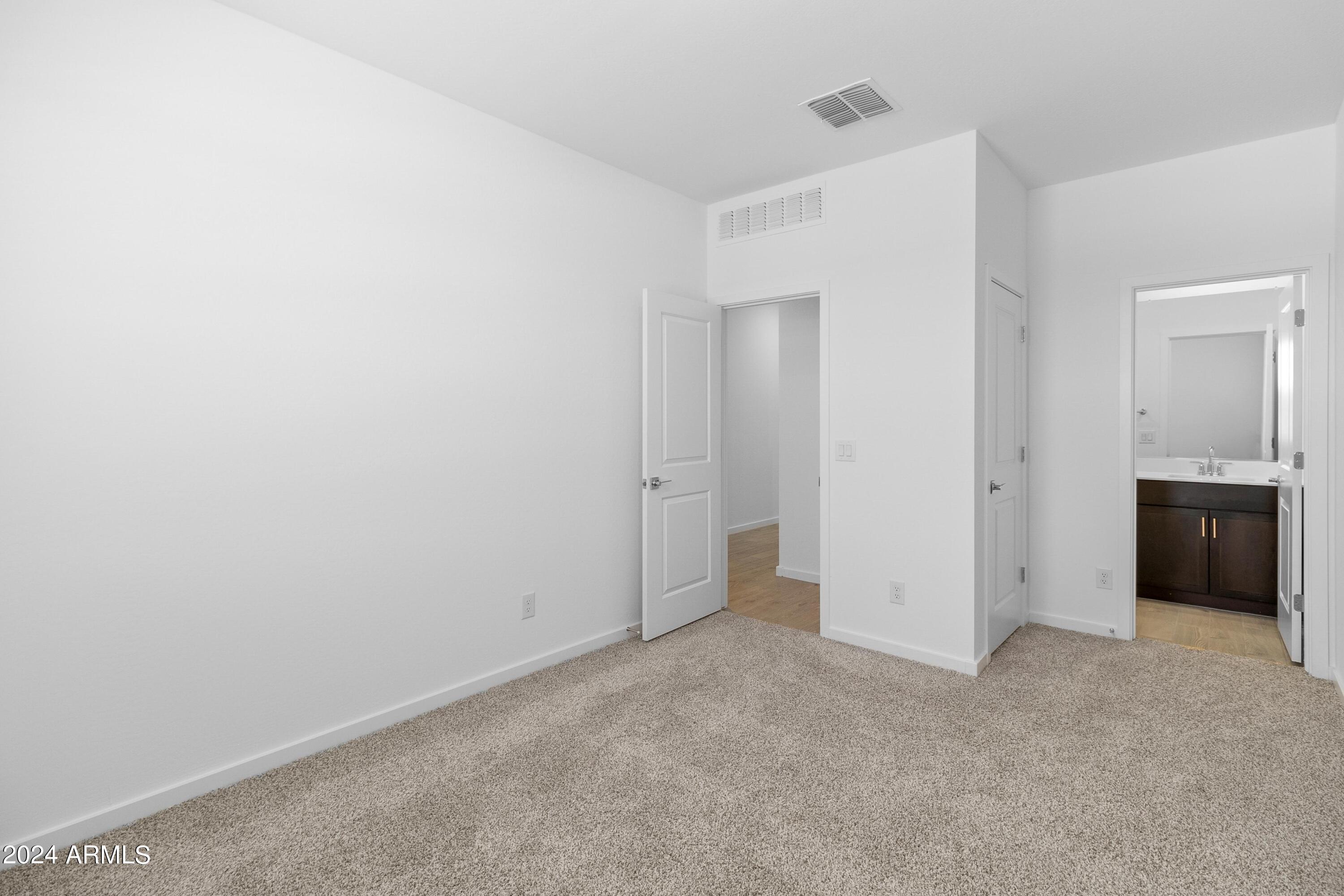 16053 W Gray Fox Trail