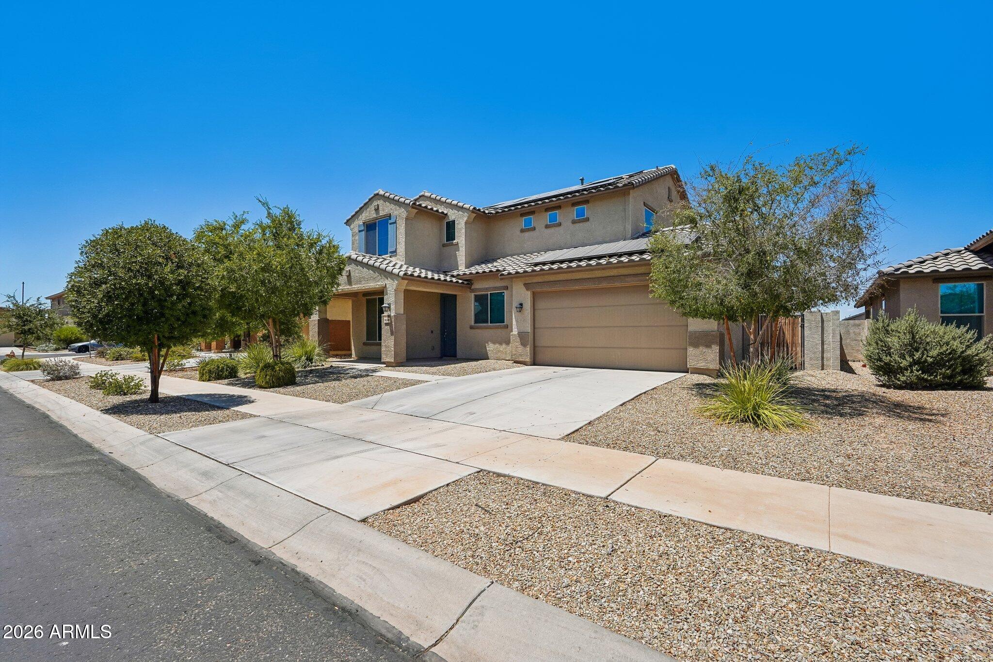 18248 W FOOTHILL Drive