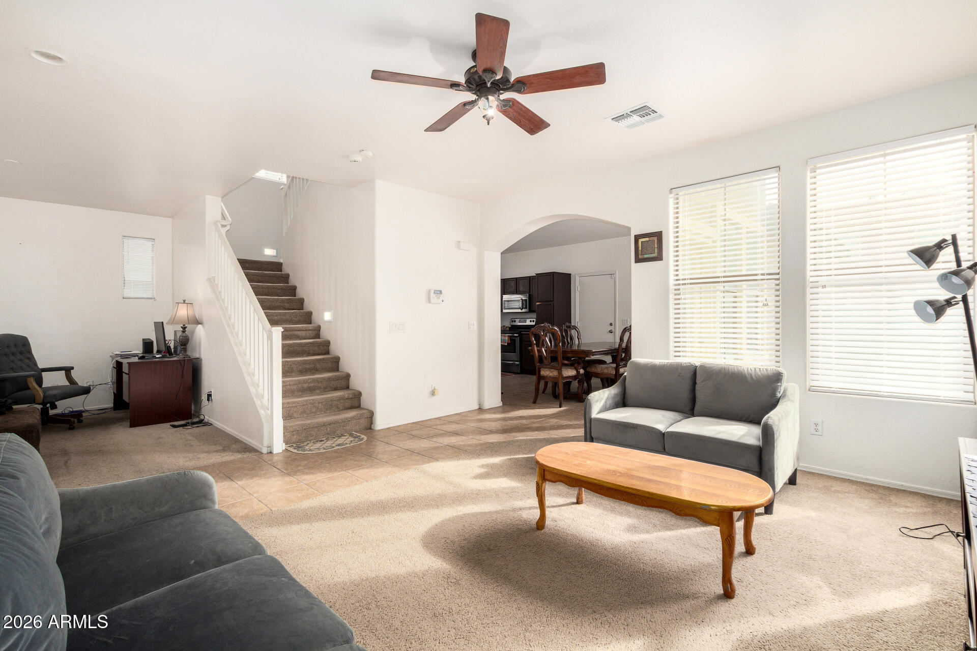 1912 E HARRISON Street