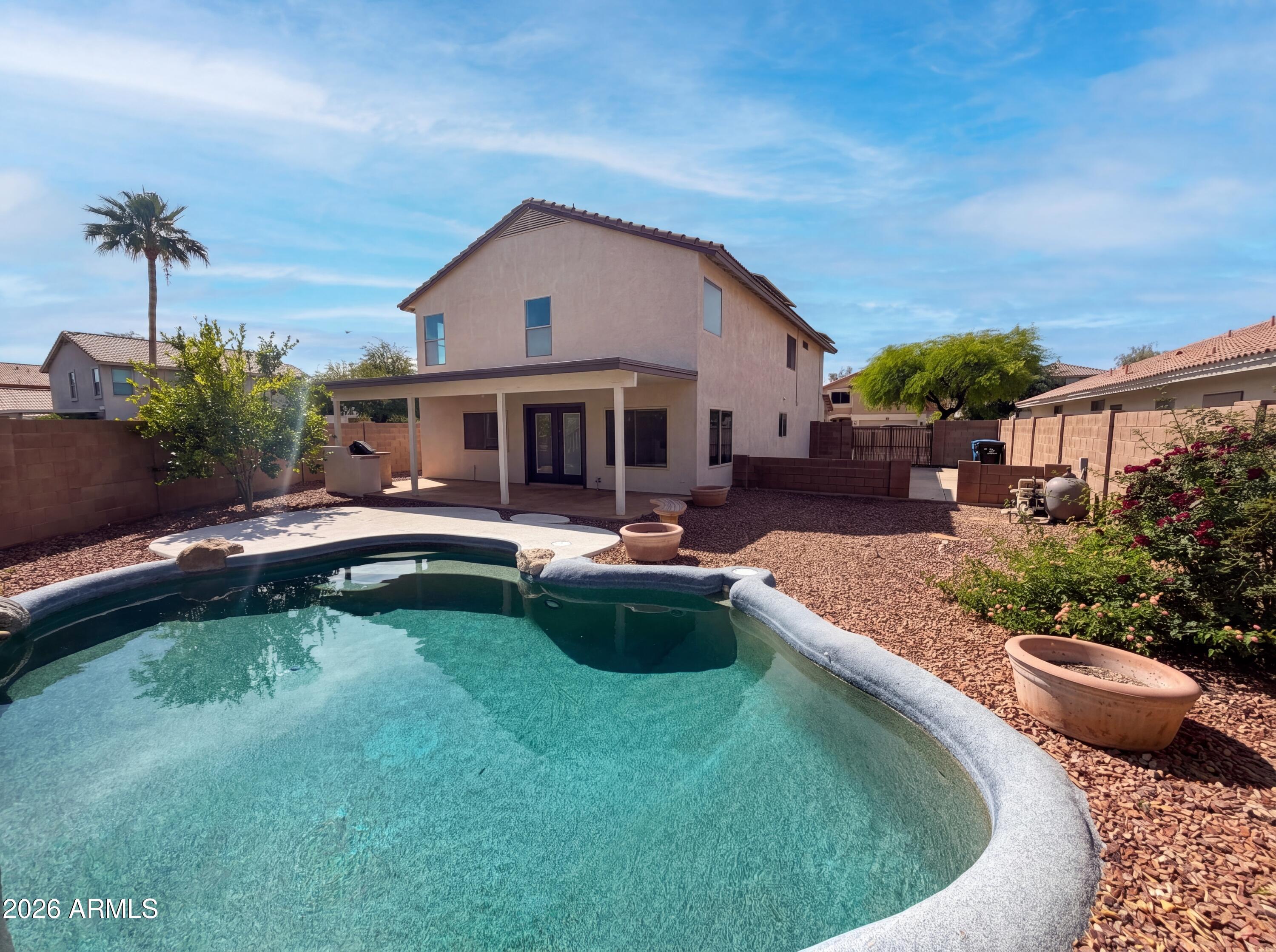 2234 E PARAISO Drive