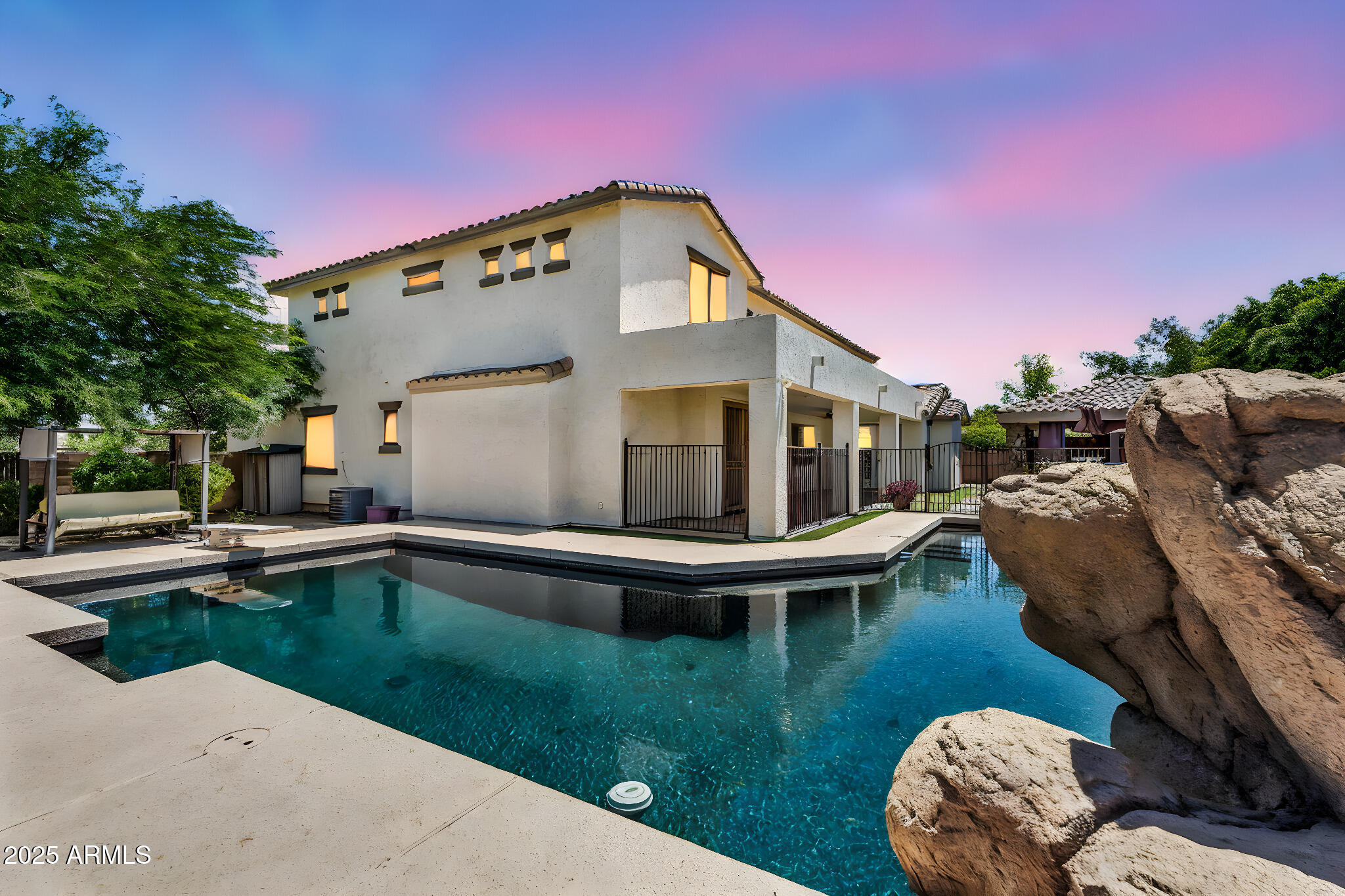 1755 E TONTO Drive