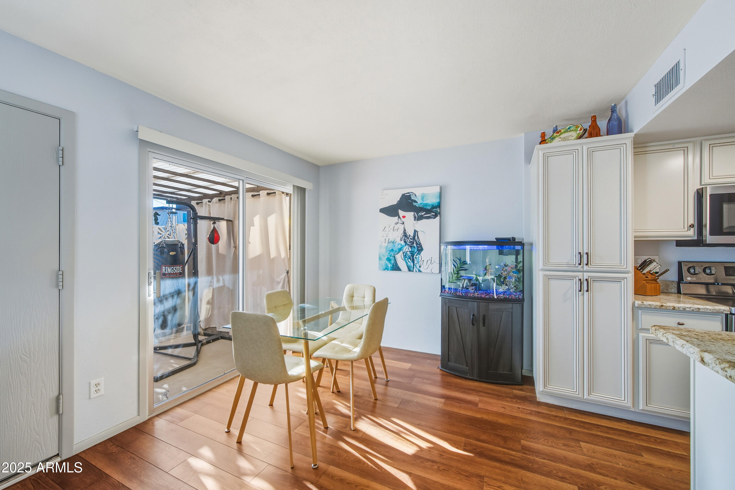 834 E JOAN D ARC Avenue