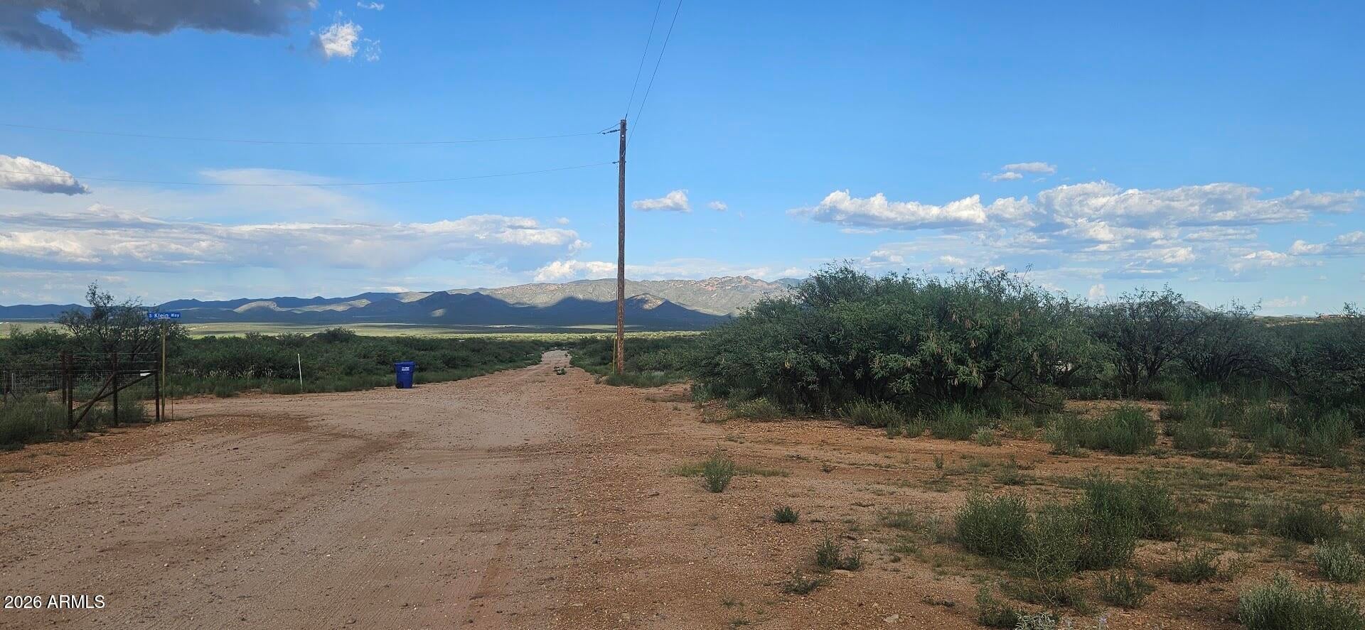 20AC E Canada Drive -