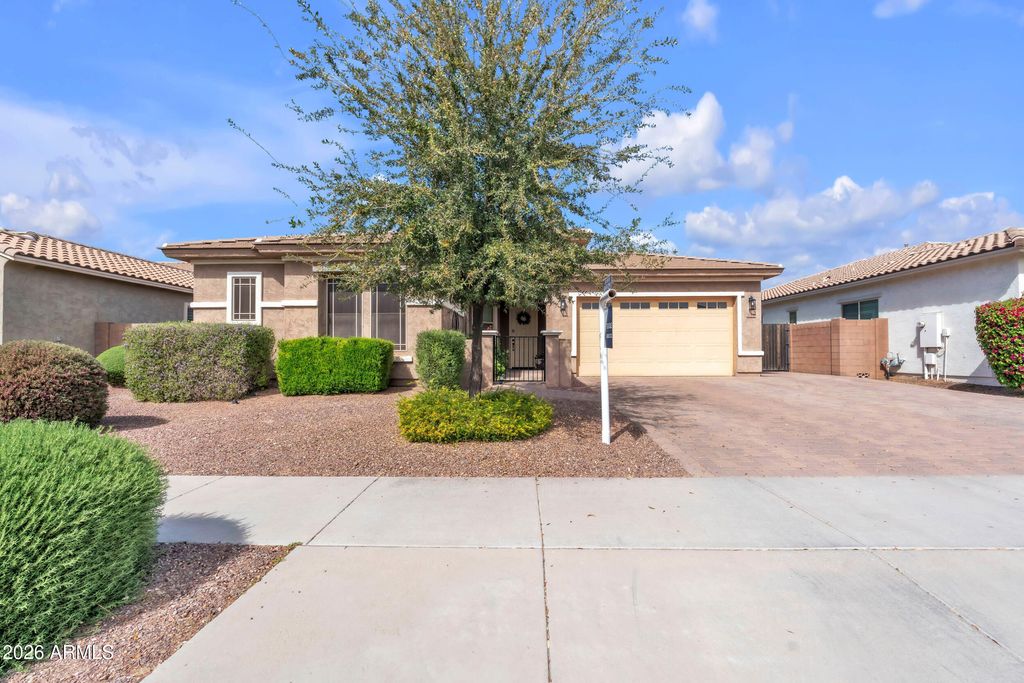 Photo of 20236 E Russet Road, Queen Creek, AZ 85142 (MLS # 6994880)