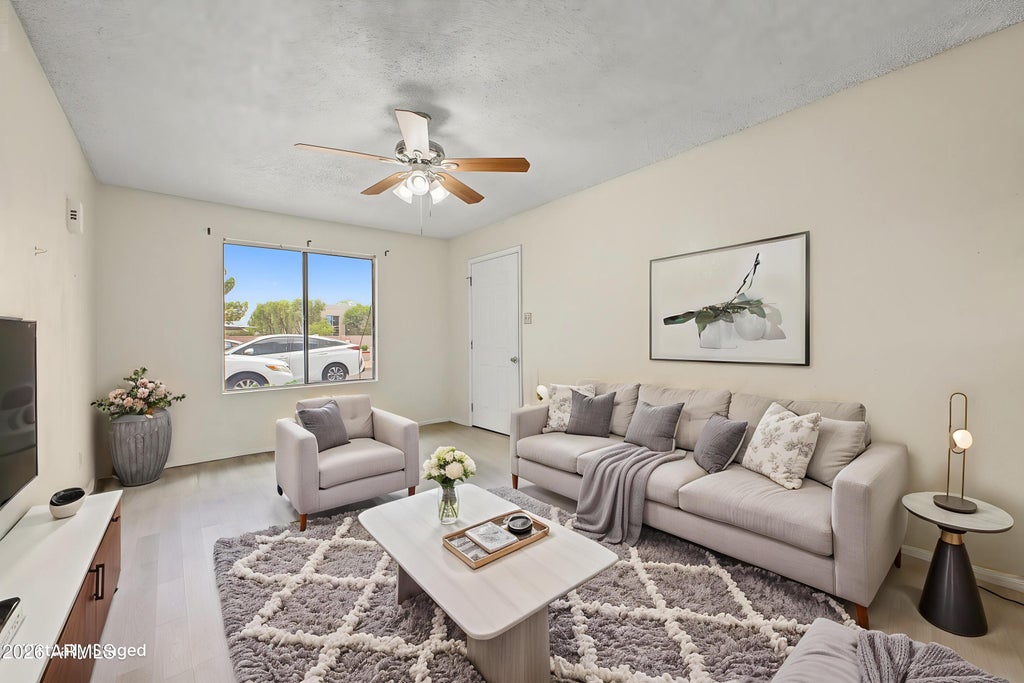 Photo of 2437 E Tracy Lane #1, Phoenix, AZ 85032 (MLS # 7095859)