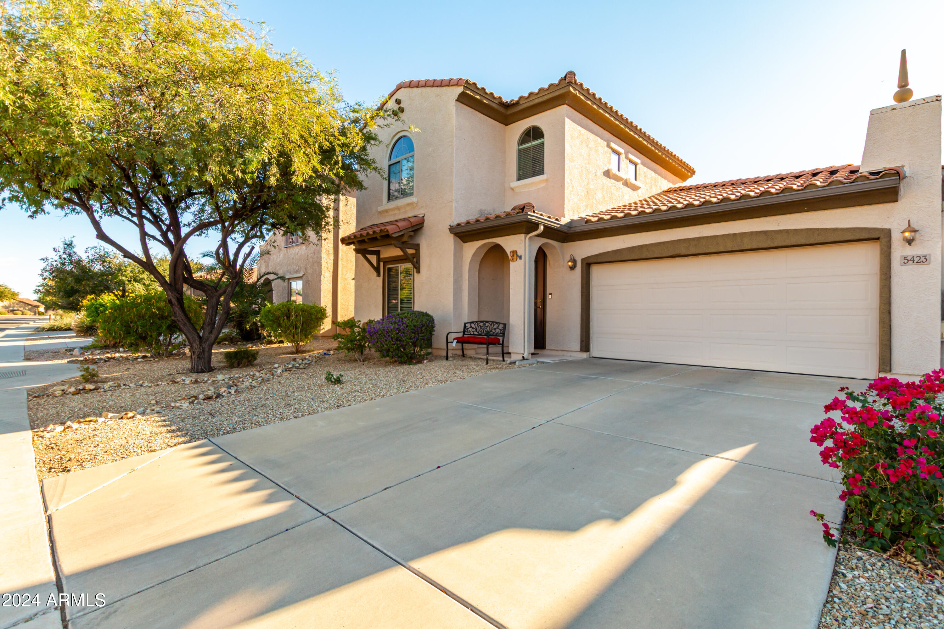 5423 W RANGE MULE Drive