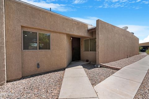 916 S MELODY Lane Tempe AZ 85281