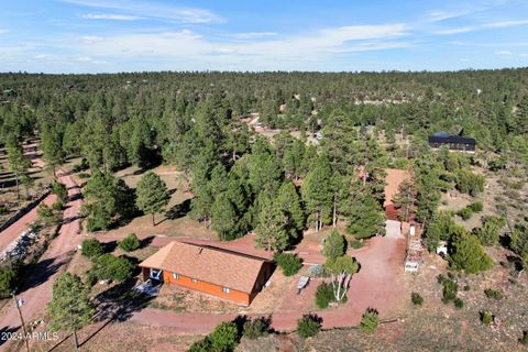 A home in Heber