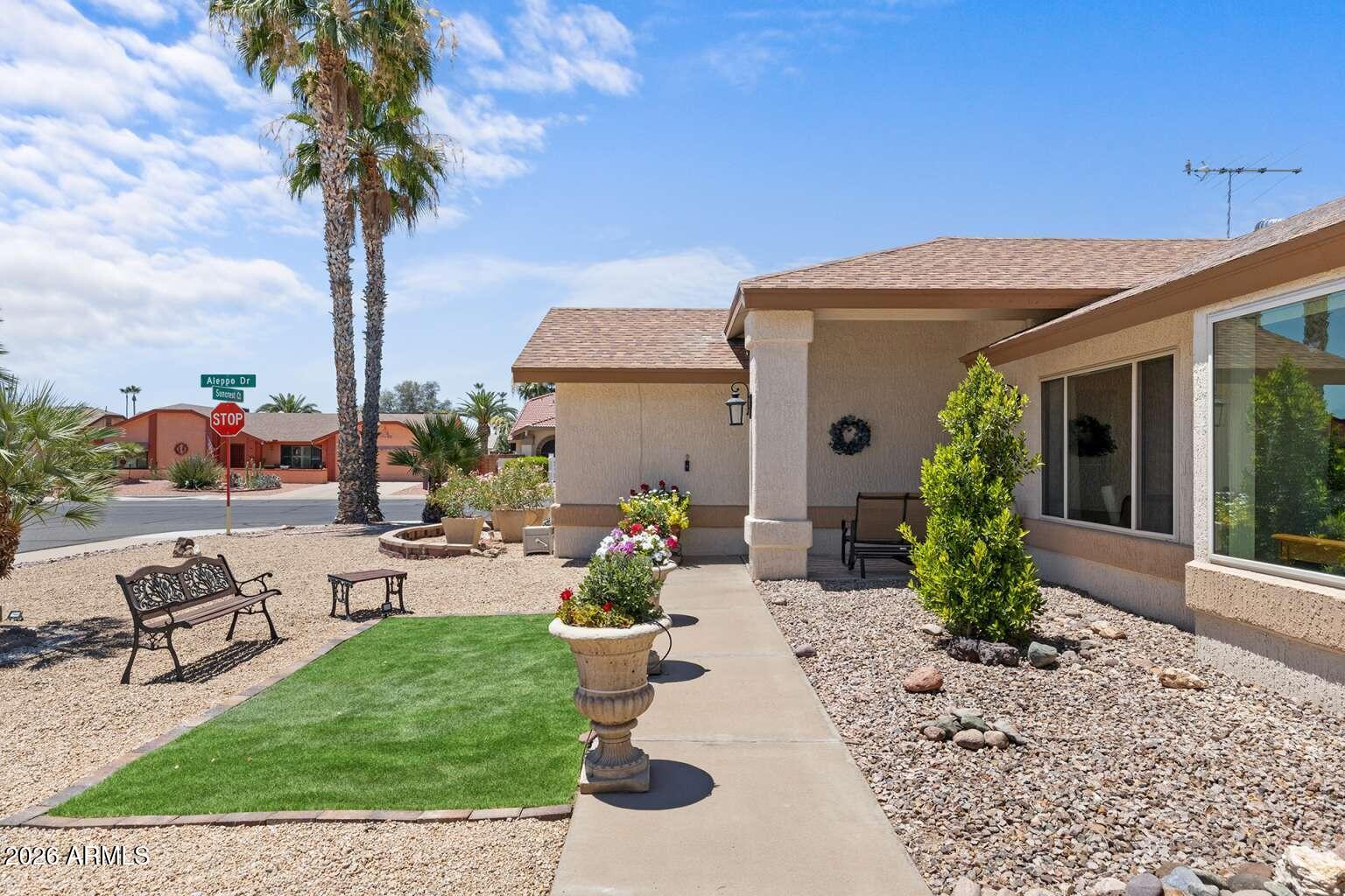 18802 N SUNCREST Court