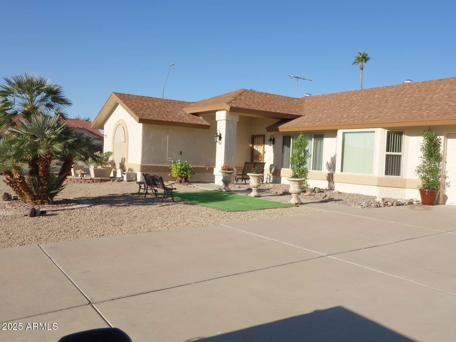 18802 N SUNCREST Court