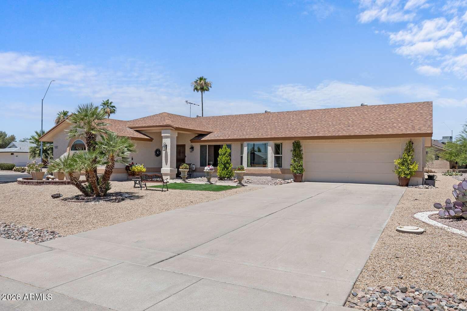 18802 N SUNCREST Court