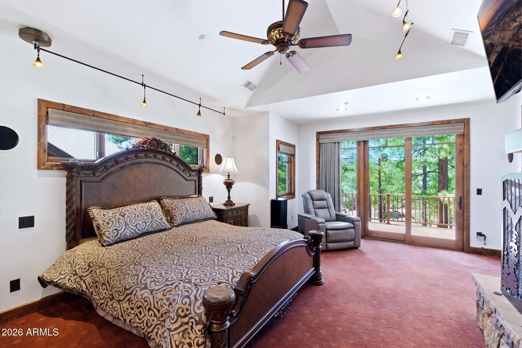 3460 S DEL AIRE Court