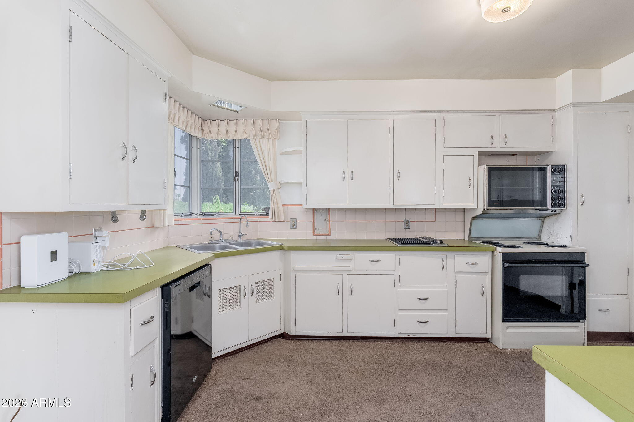 WEST ENCANTO - Residential